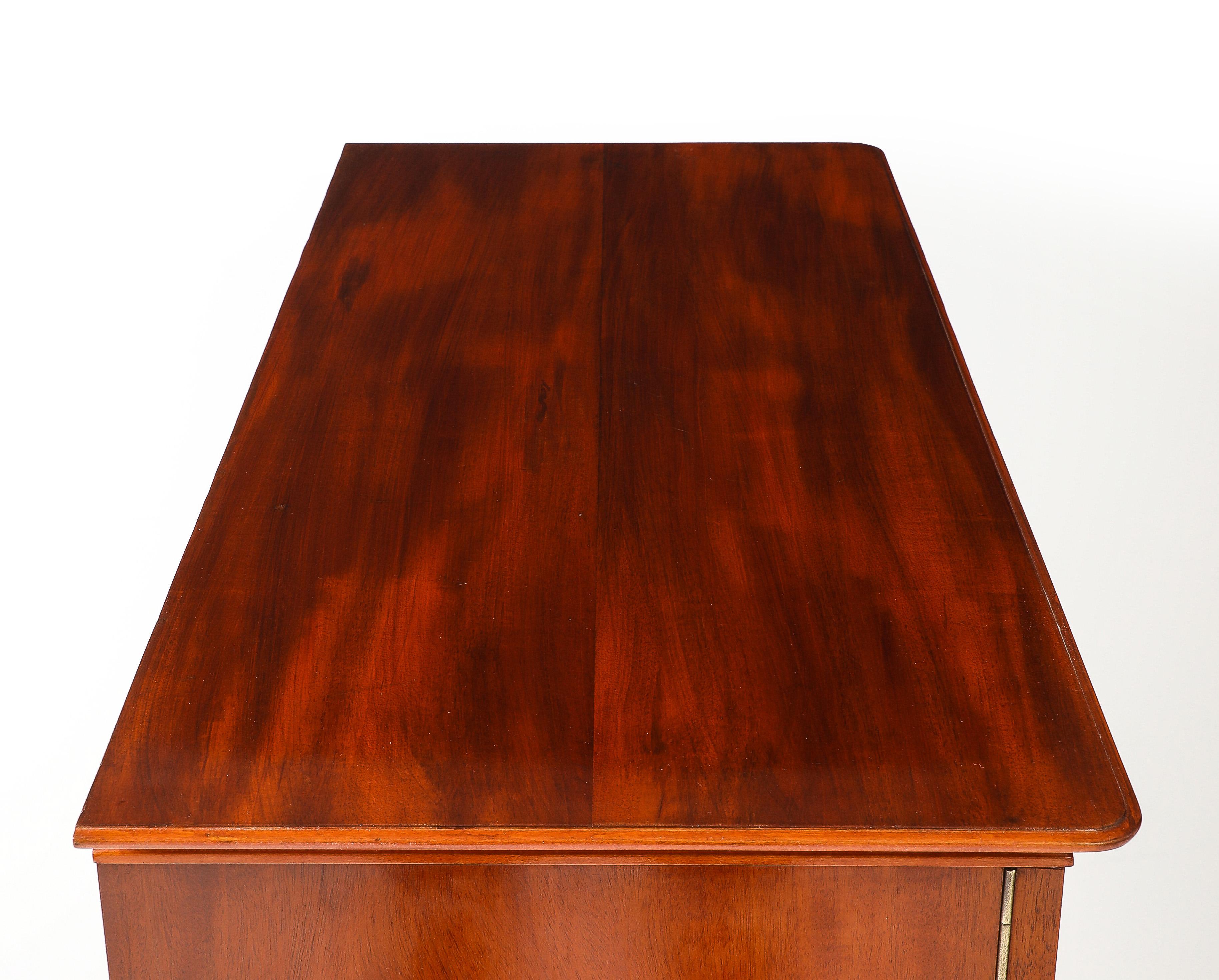 Svedese SMF Svenska Möbelfabriken Bodafors Cabinet, CIRCA ANNI 40 in vendita
