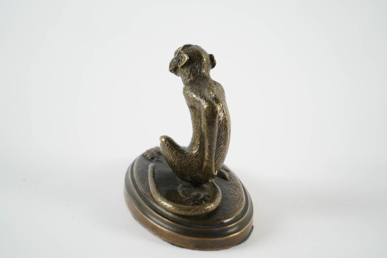 Belle Époque Smiling Monkey Sculpture in Bronze, 20th Century Production