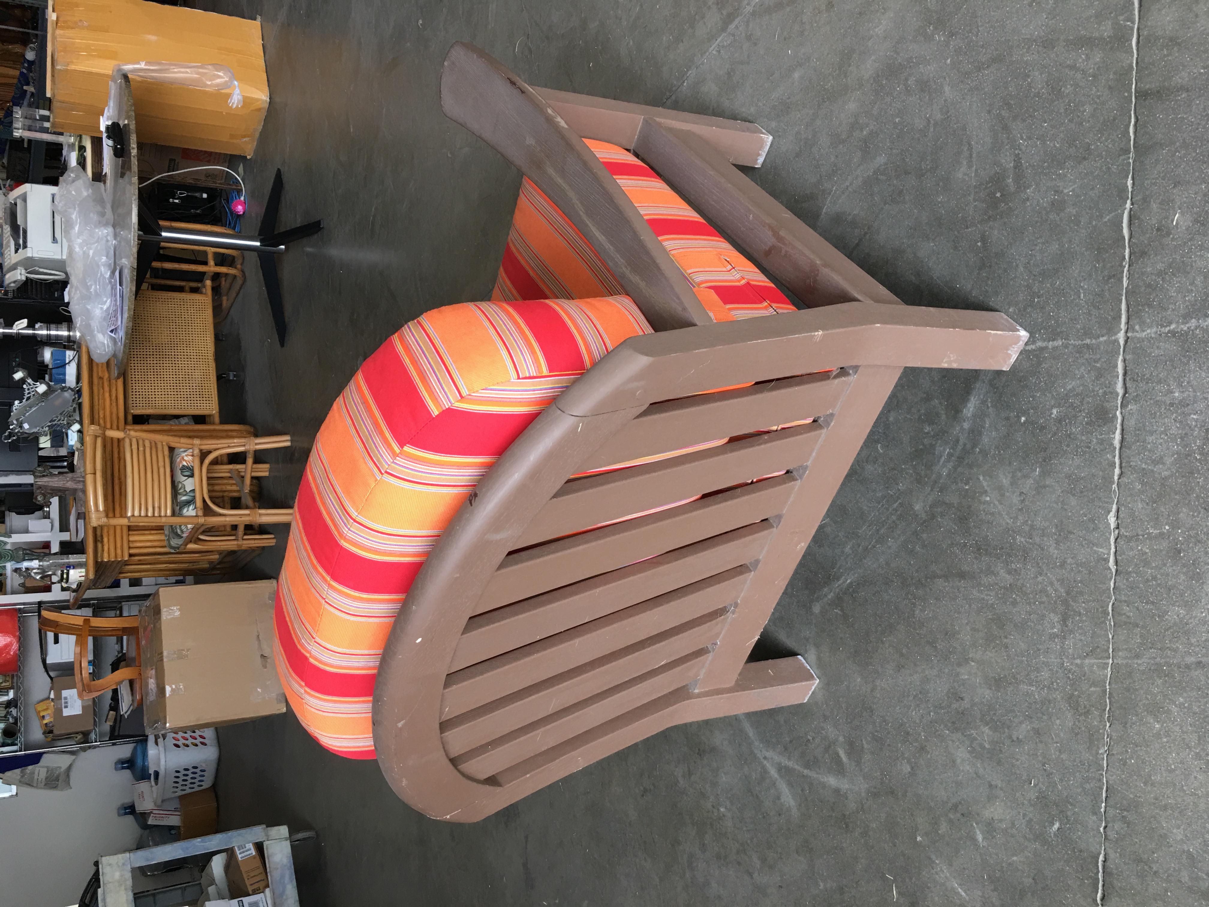 Smith and Hawken Large Patio Lounge Chair, Pair In Good Condition In Van Nuys, CA
