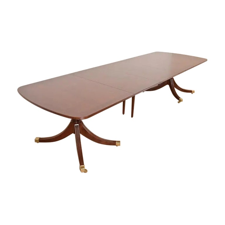 Smith & Watson Georgian Extension Dining Table, Newly Refinished For Sale