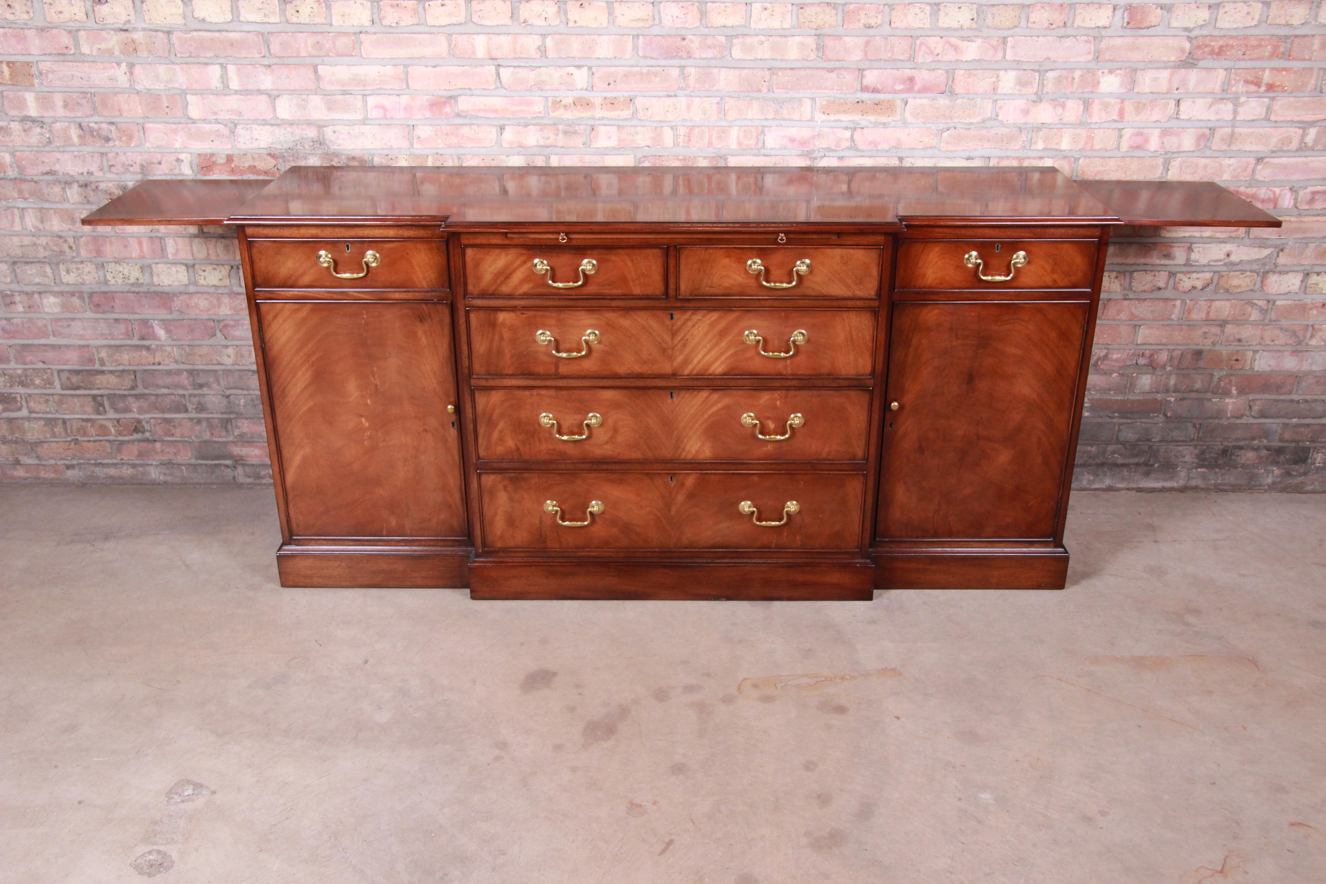 Smith & Watson Georgian Flame Mahogany Sideboard Credenza or Bar Cabinet 1