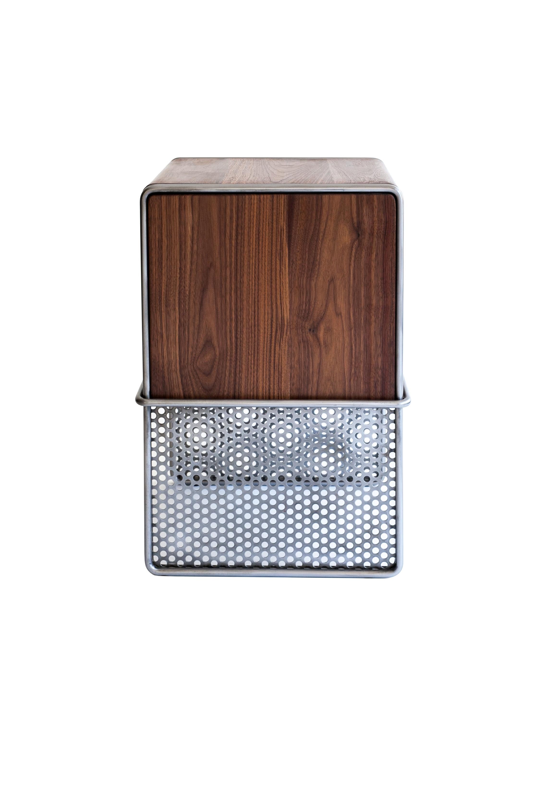 Minimalismo Smith & Smith a doppio cassetto, contenitore per ufficio, comodino in vendita