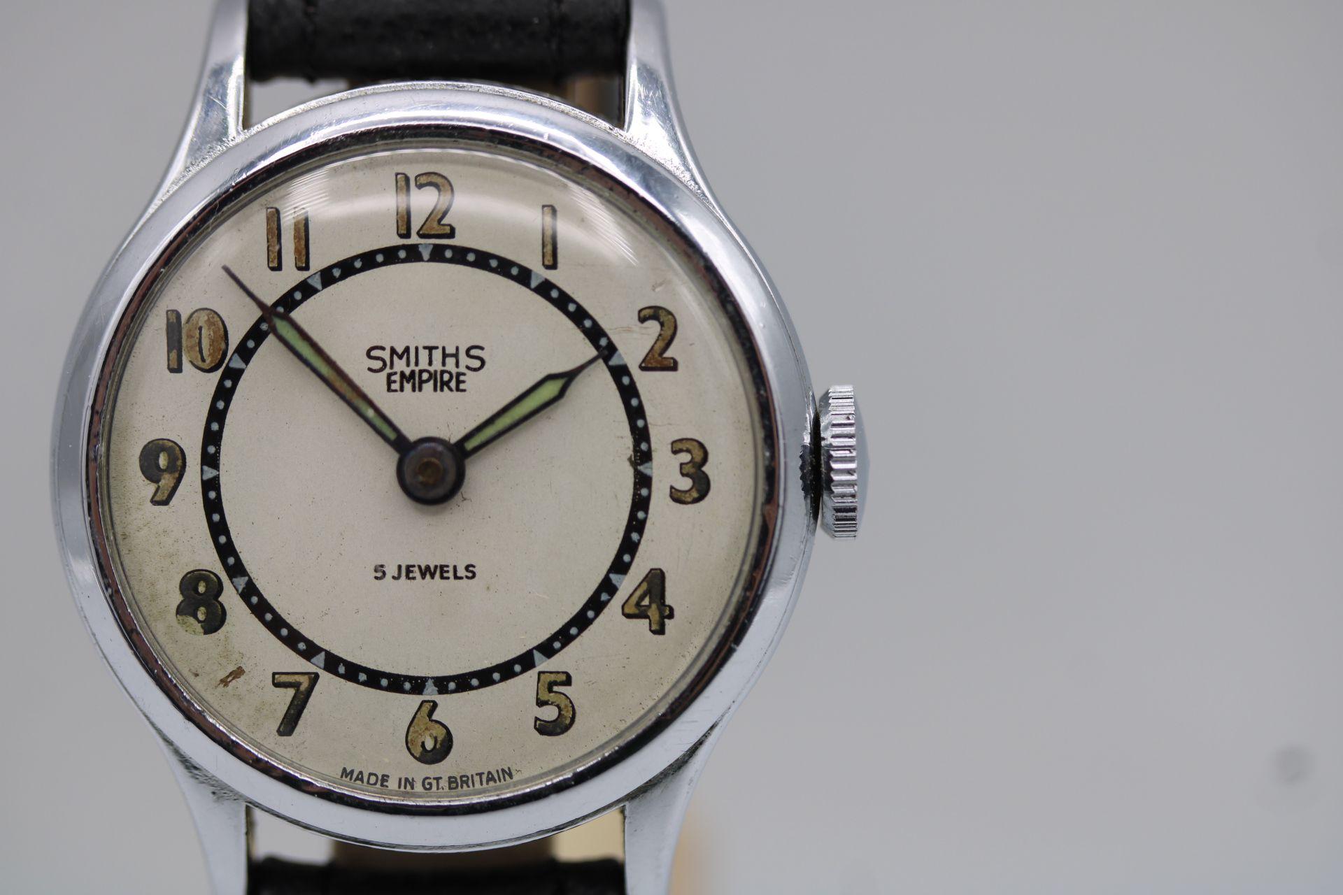 Smith's Empire In Good Condition For Sale In London, GB
