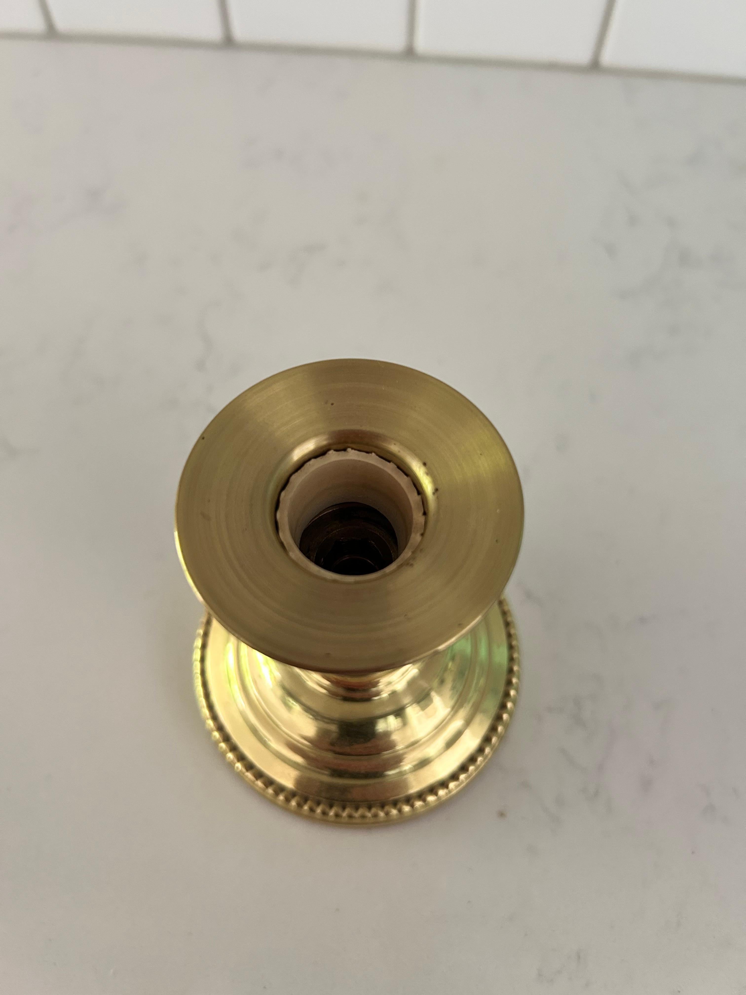 Laiton Porte-bougies en laiton de la Smithsonian Institution par Baldwin en vente