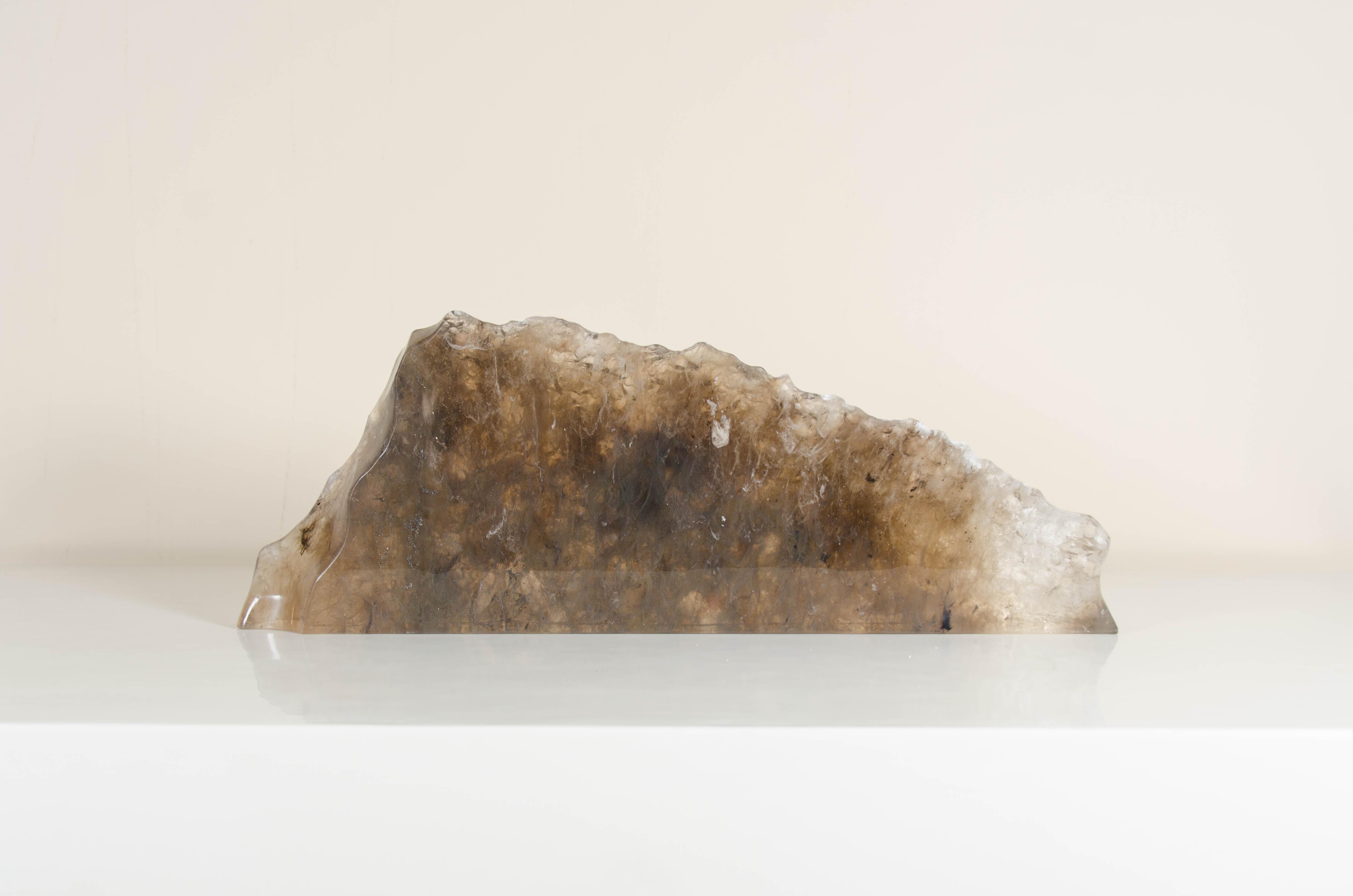 Sculpture de glace en cristal fumée par Rober Kuo, sculptée à la main, en stock Neuf - En vente à Los Angeles, CA