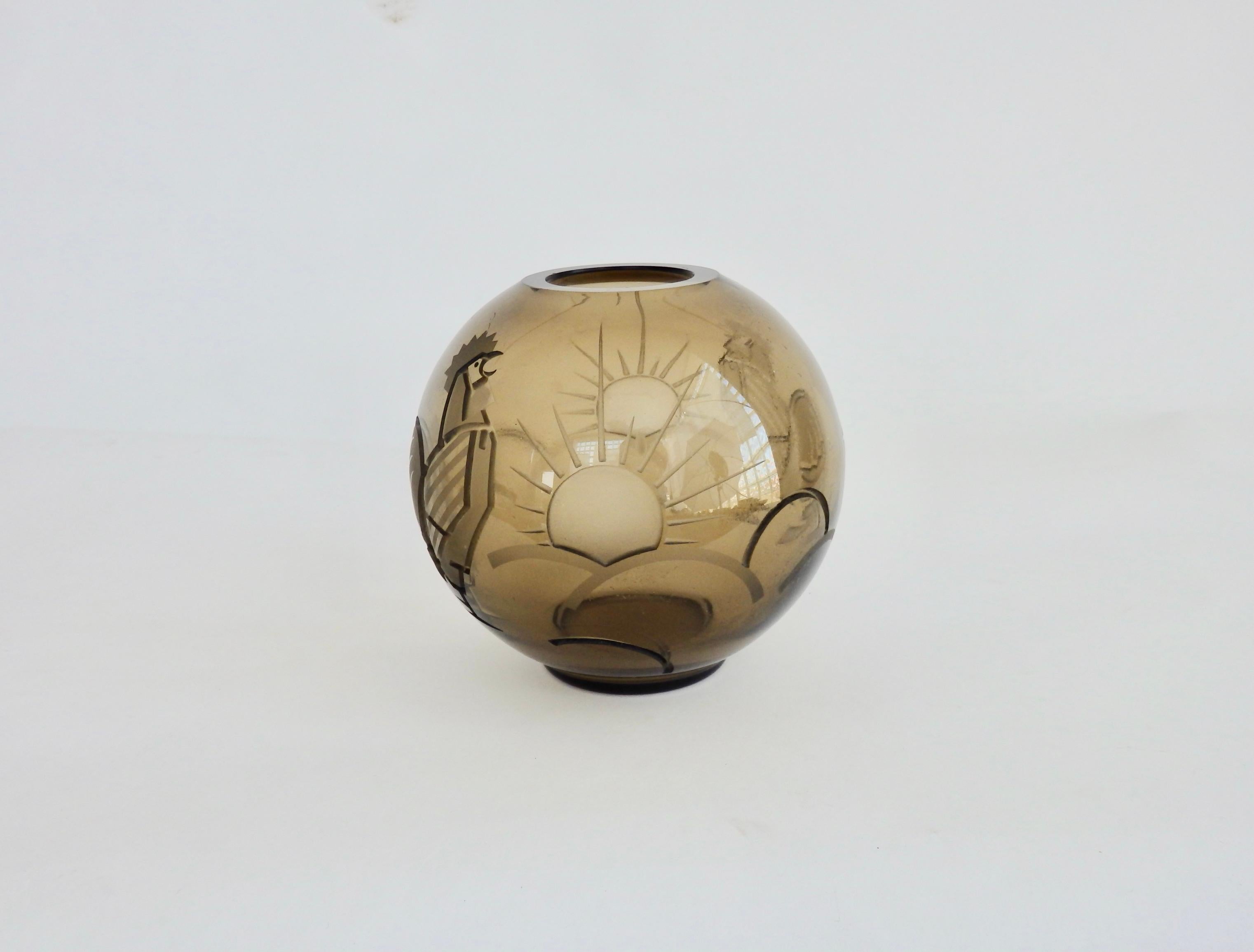 Smoke Glass Ball Vase Etched in Art Deco Good Morning Designs For Sale 1