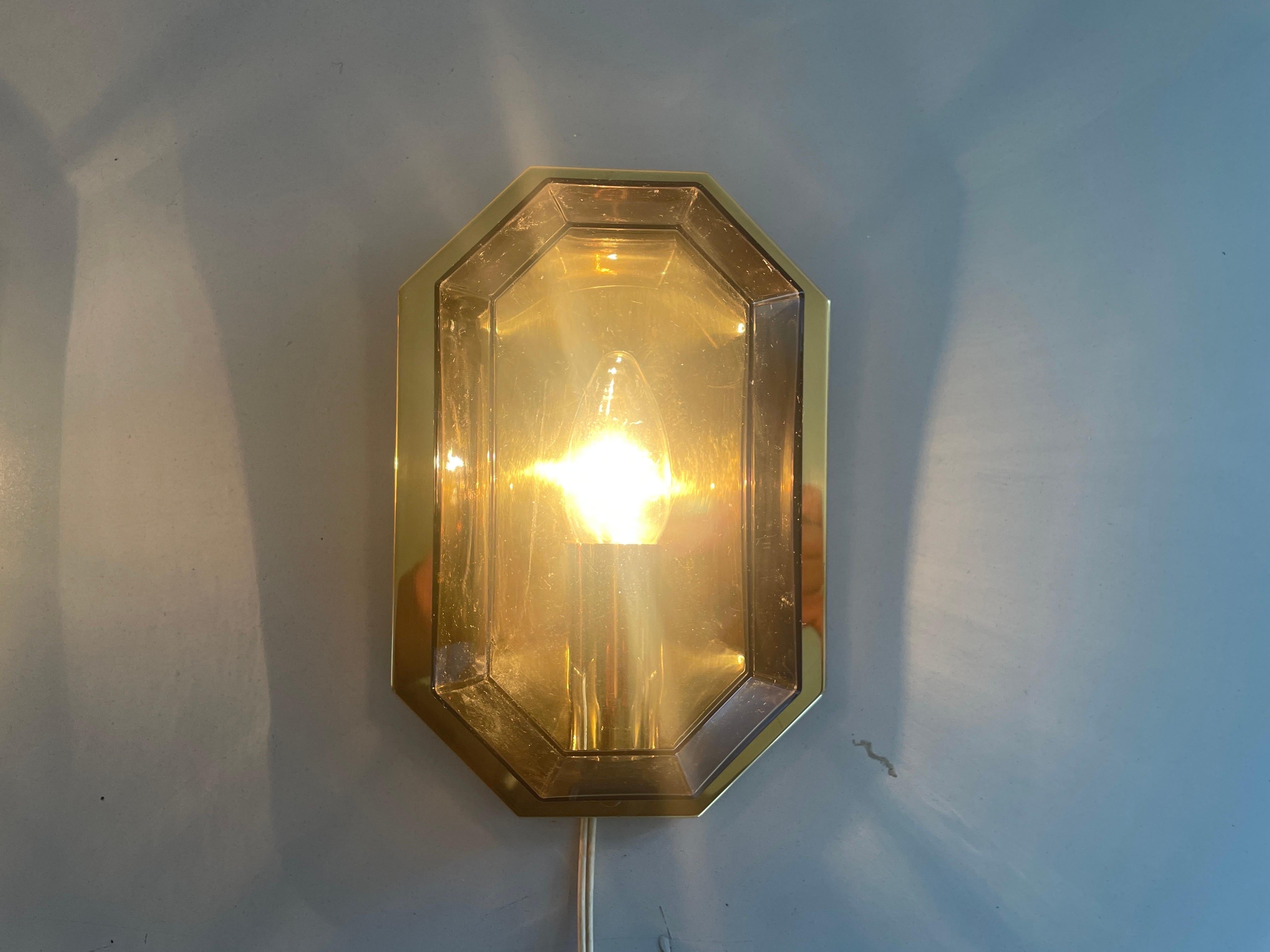 Juego de 3 apliques de cristal ahumado y latón de Limburg, años 60, Alemania en venta 11