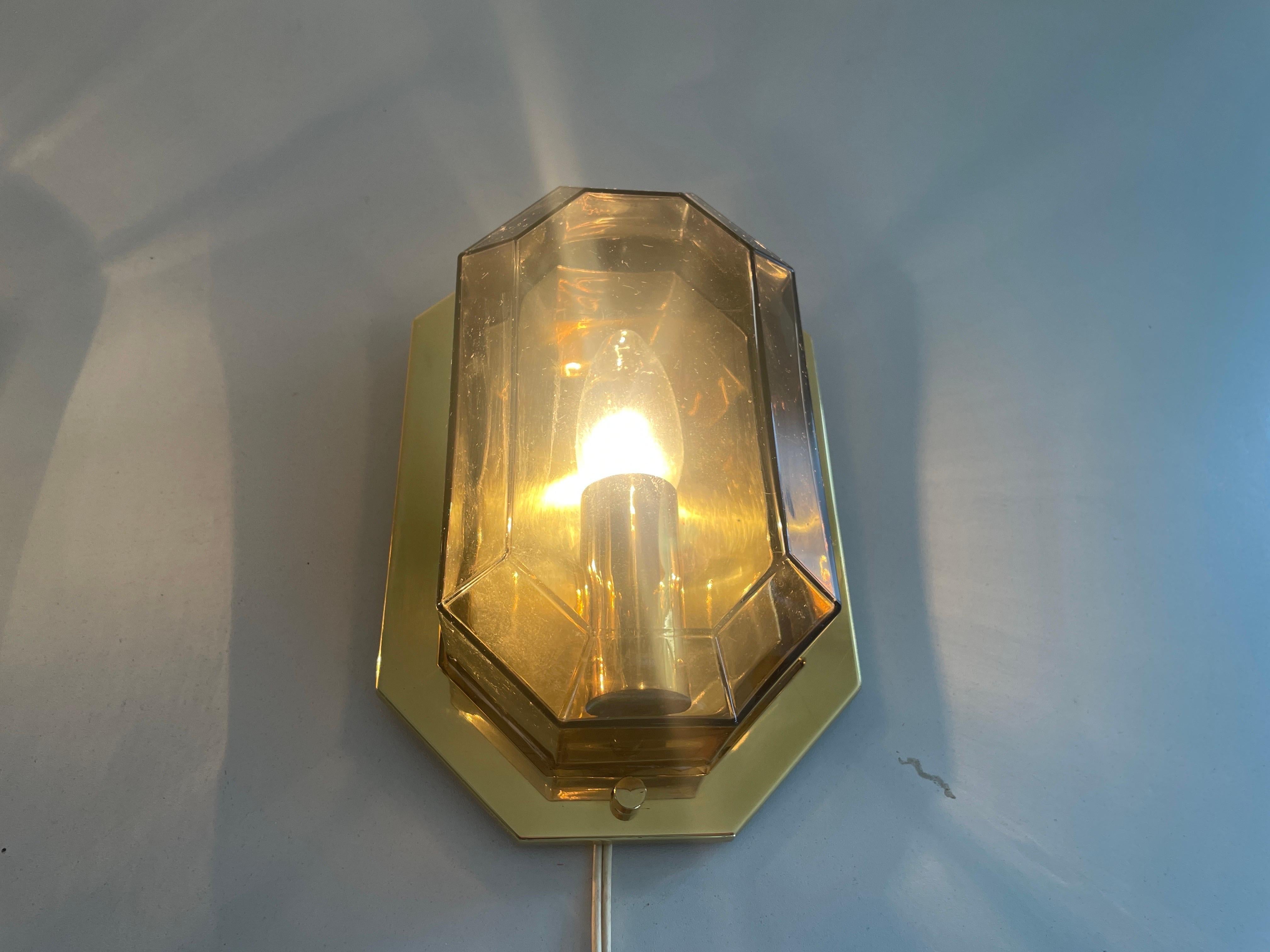 Juego de 3 apliques de cristal ahumado y latón de Limburg, años 60, Alemania en venta 12