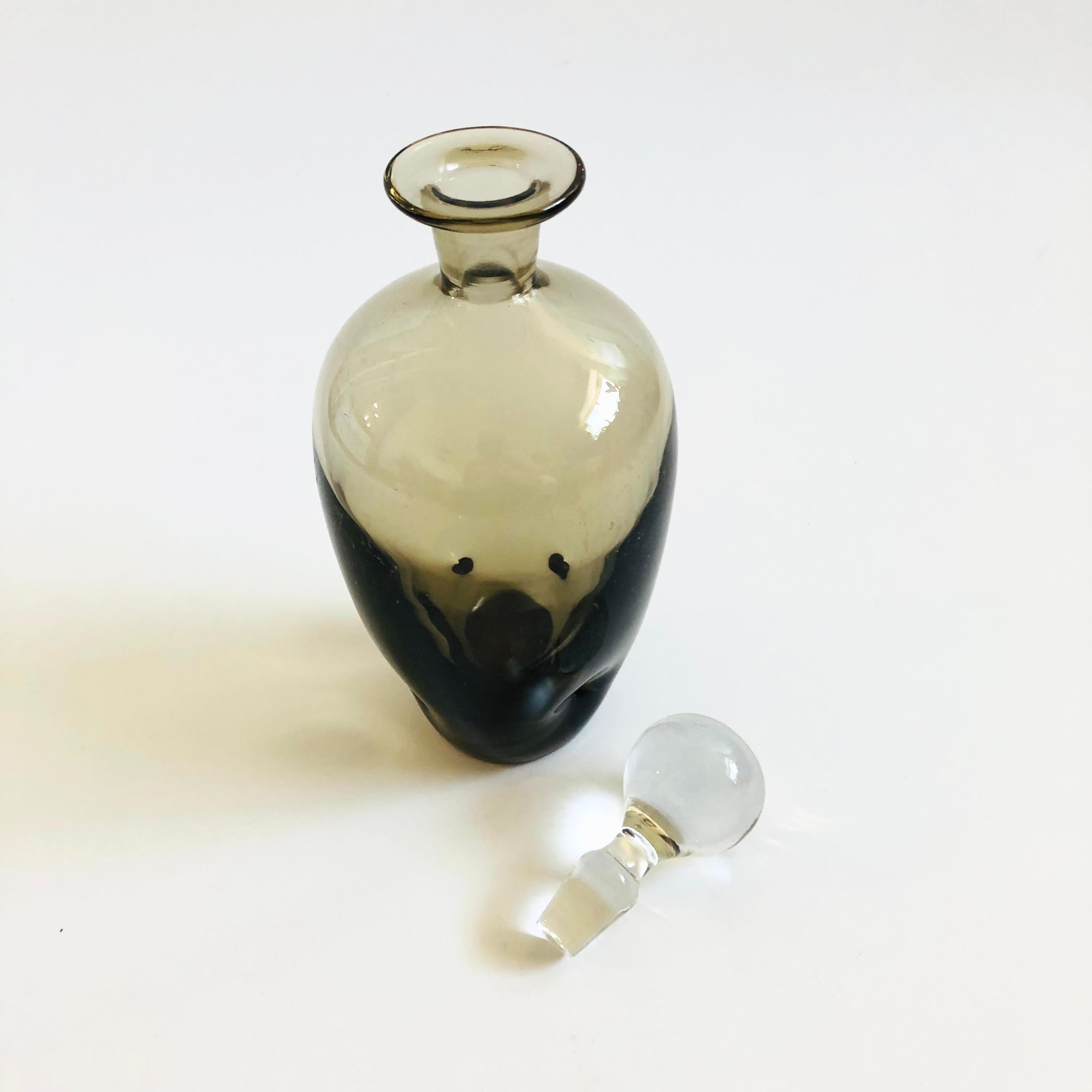 Smoke Glass Decanter 2