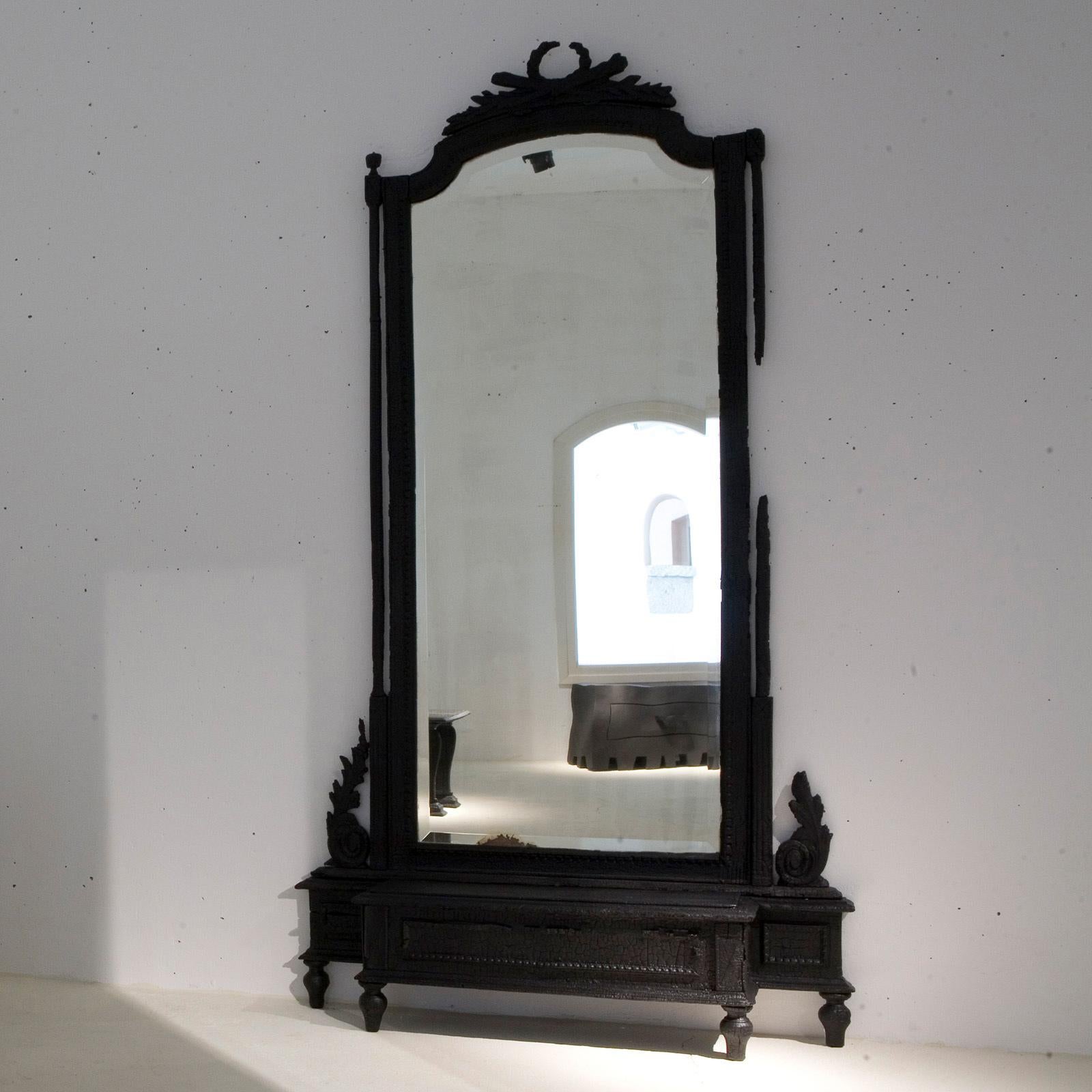Modern Smoke Mirror in Wood and Black Resin by Marteen Baas For Sale