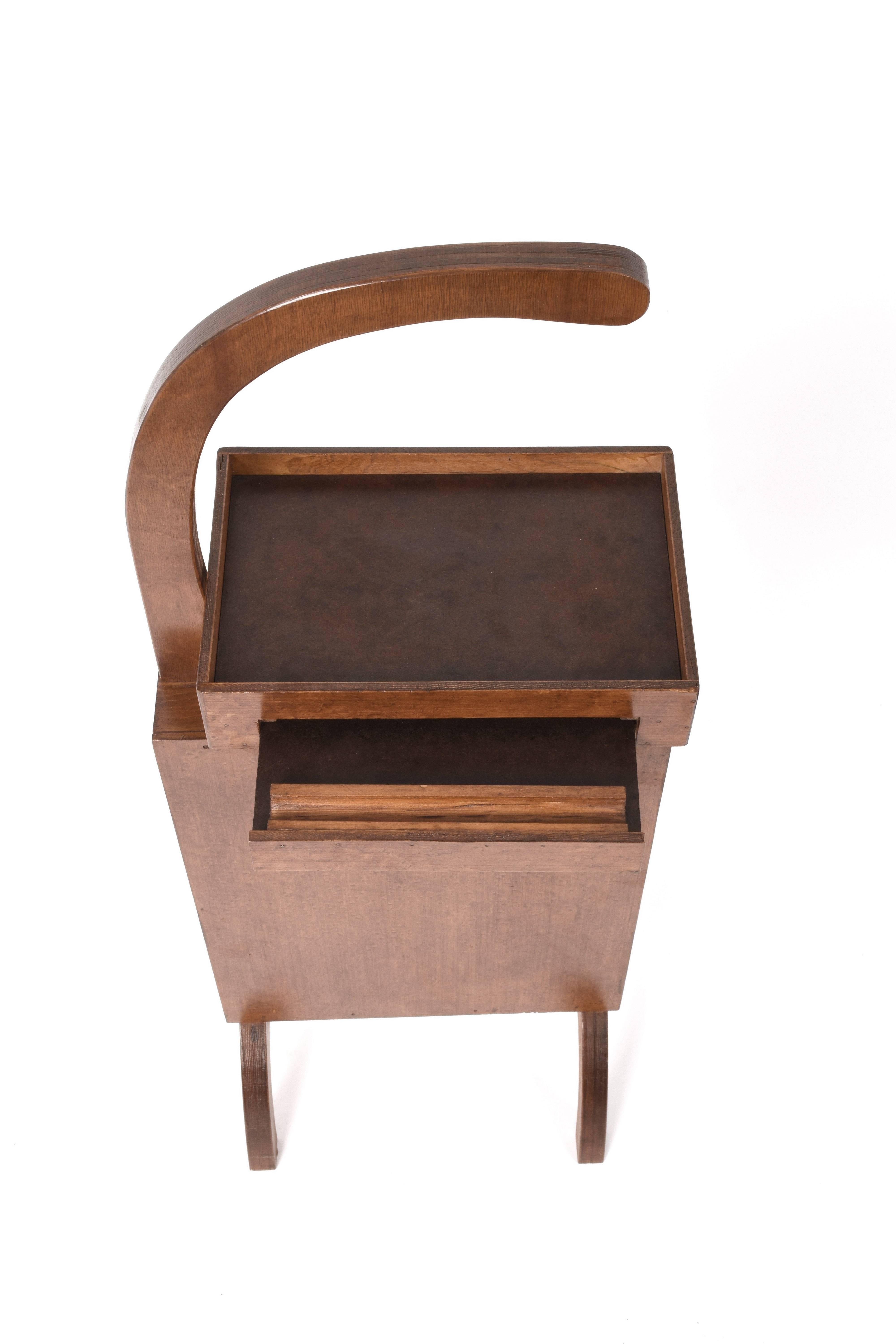 Table de fumée ou téléphone. en bois et panneau de fibres de moyenne densité Mdf:: Italie 1960s 4
