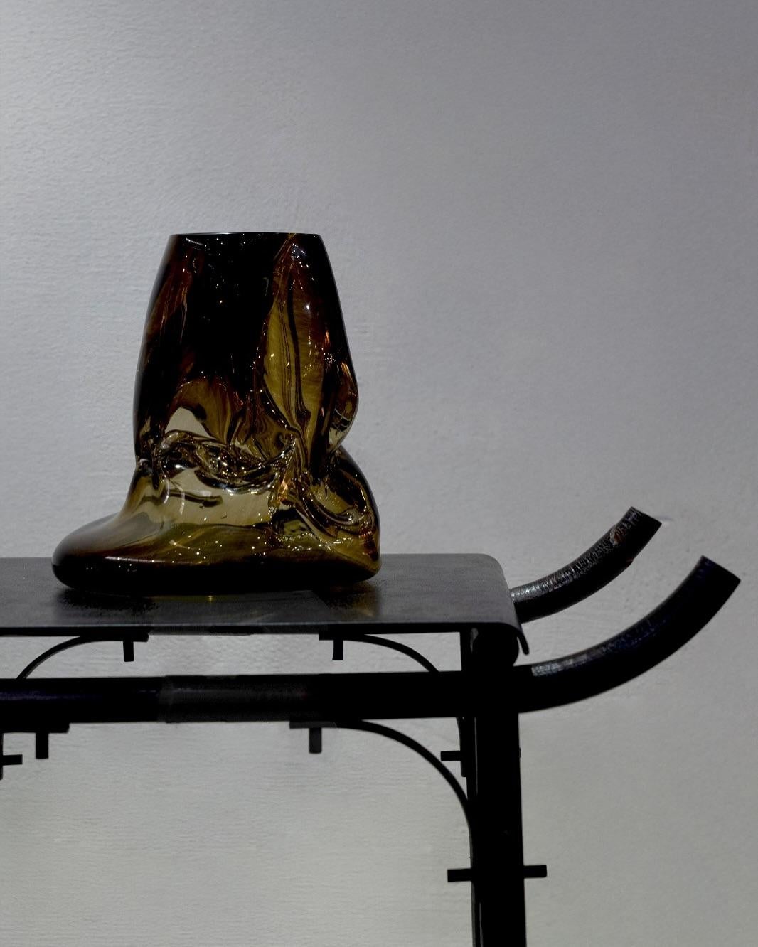 Vaso Smoke Wave di Homa in vendita 3