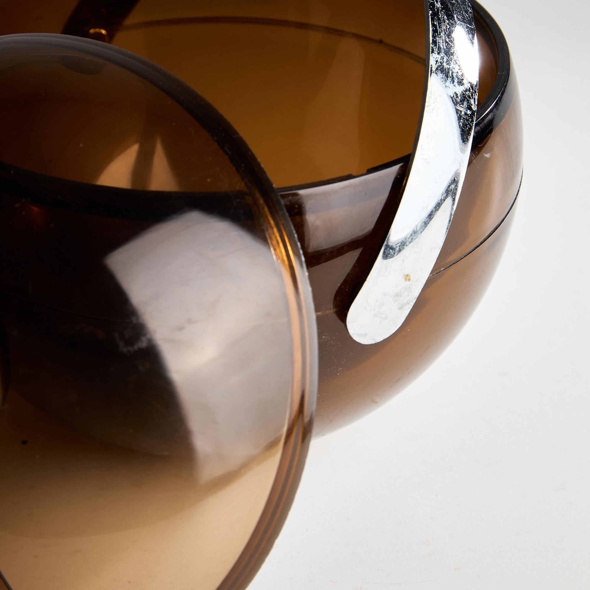 Smoked Ball Ice Holder by Paolo Tilche for Guzzini, Italy 1980s For Sale 2