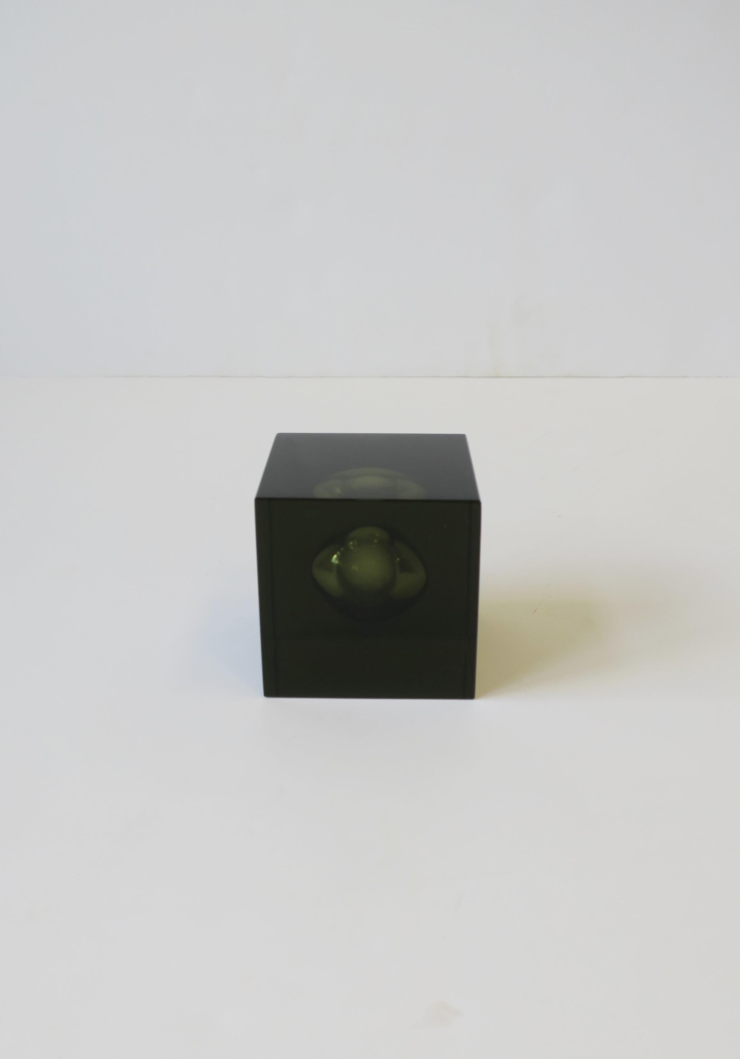 Japanese Smoked Black Crystal Cube Decorative Object In Good Condition In New York, NY