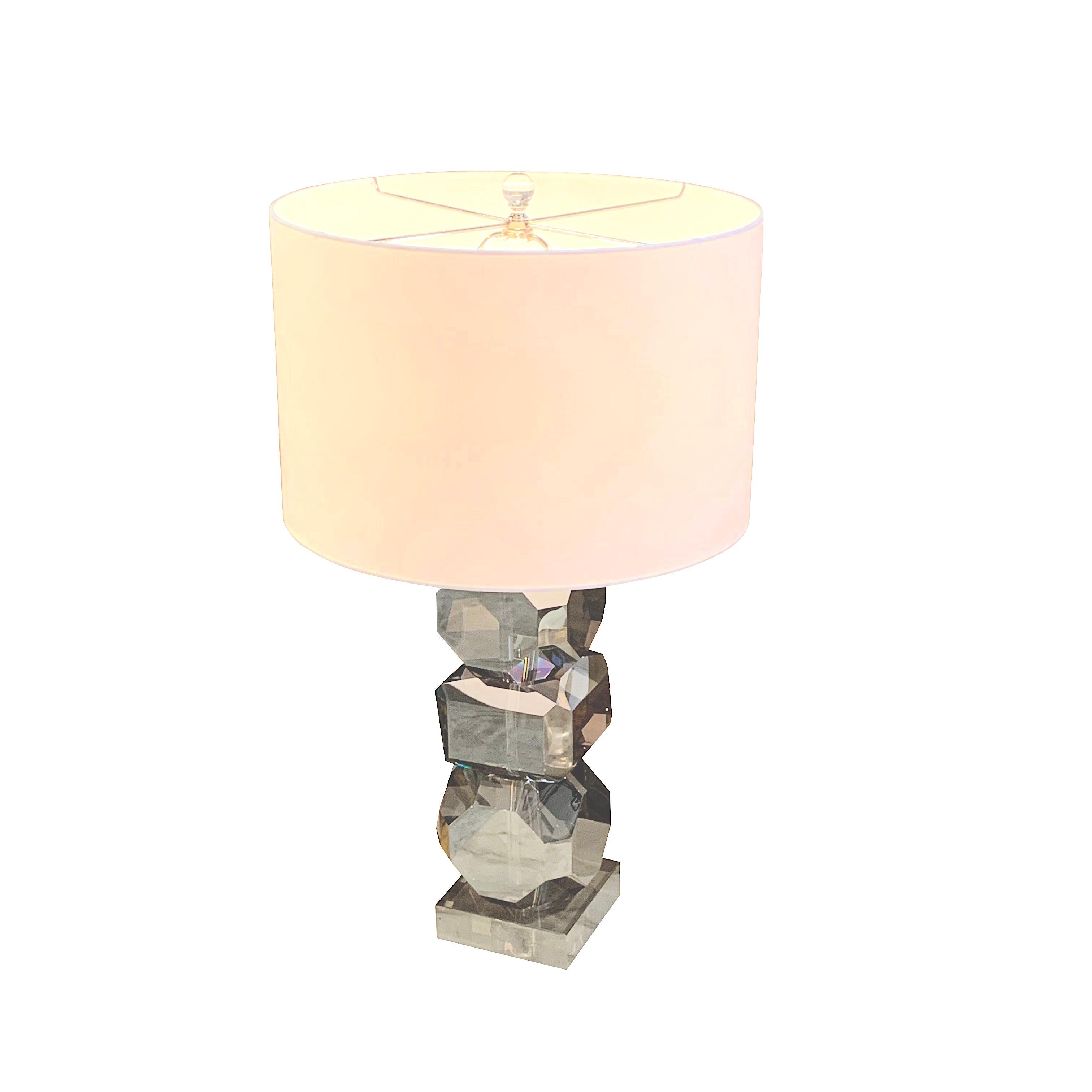 Contemporary Dutch pair of smoked cut crystal stacked cubes create base for lamps.
Round white shade measures: 16