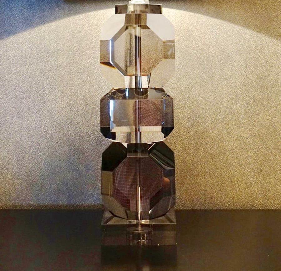 Smoked Cut Crystal Stacked Cubes Design Pair of Lamps, Dutch, Contemporary In New Condition For Sale In New York, NY