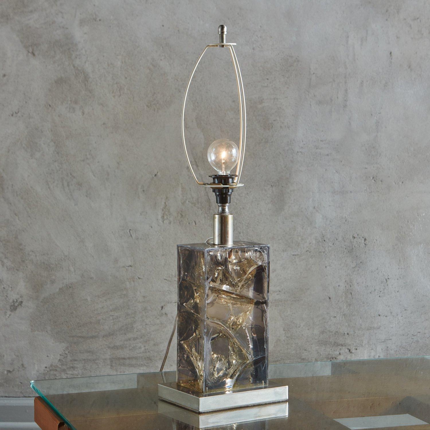 Mid-Century Modern Smoked Fractured Resin + Chrome Table Lamp, France 20th Century For Sale