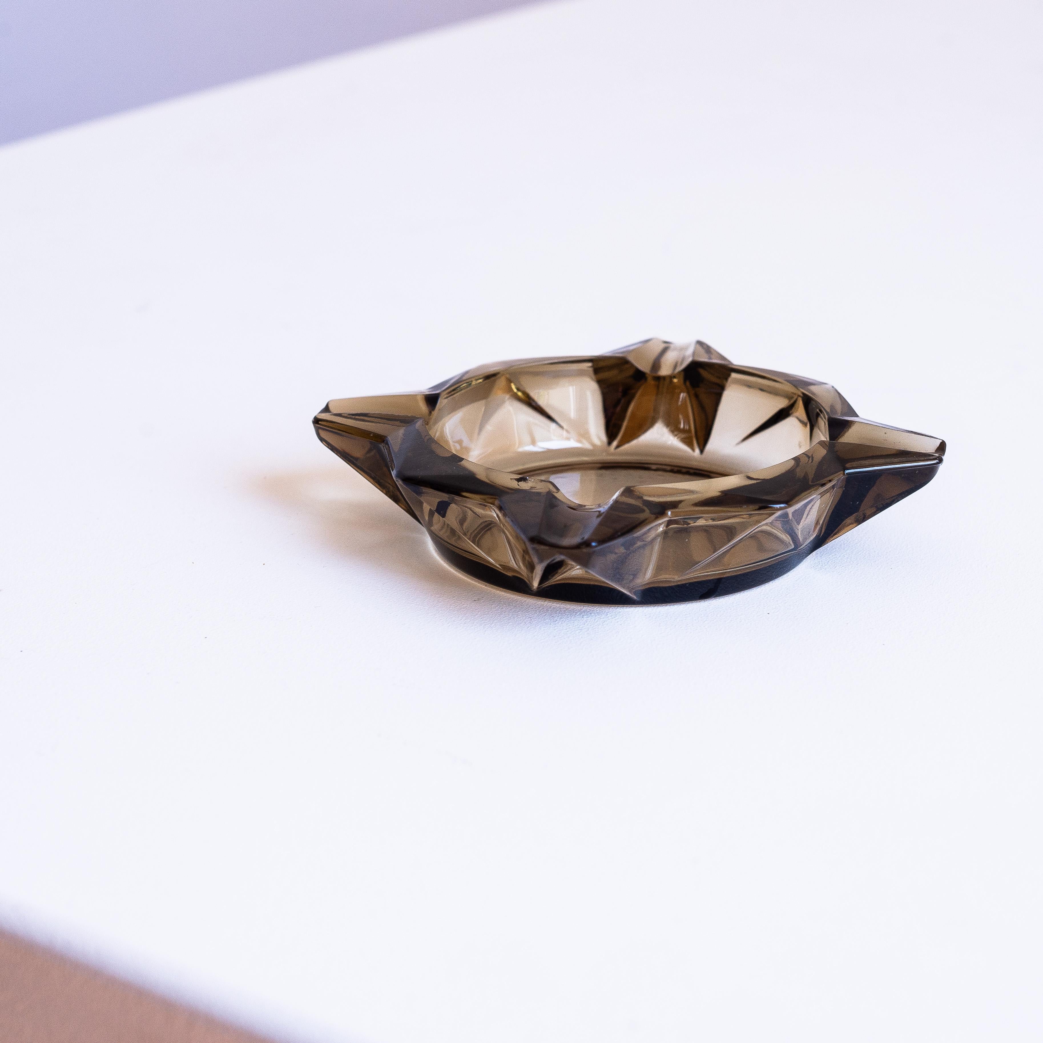 French Smoked Glass Ashtray, Star Geometric Design, France 1970s For Sale