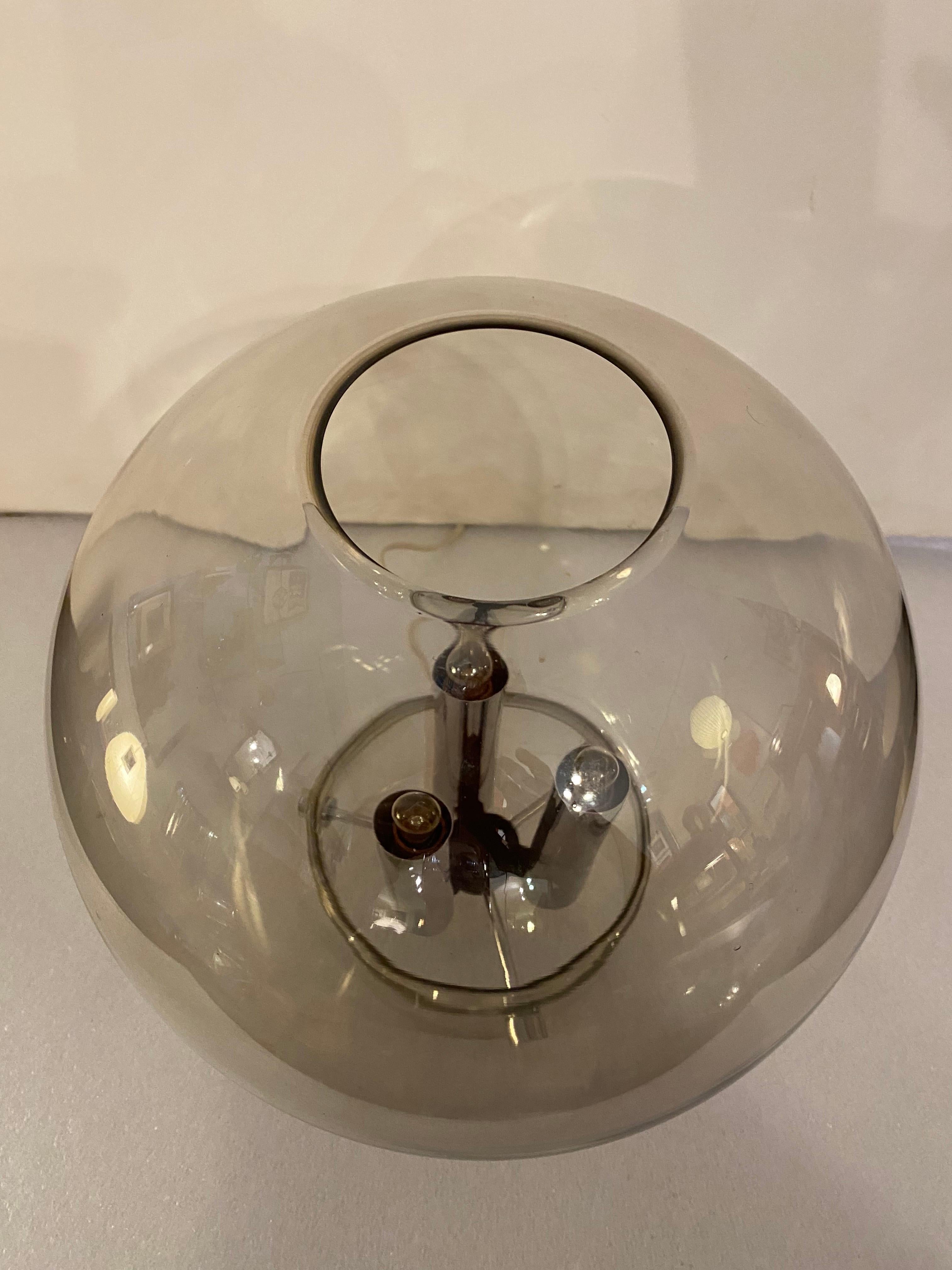Late 20th Century Smoked Glass Ball Table Lamp For Sale