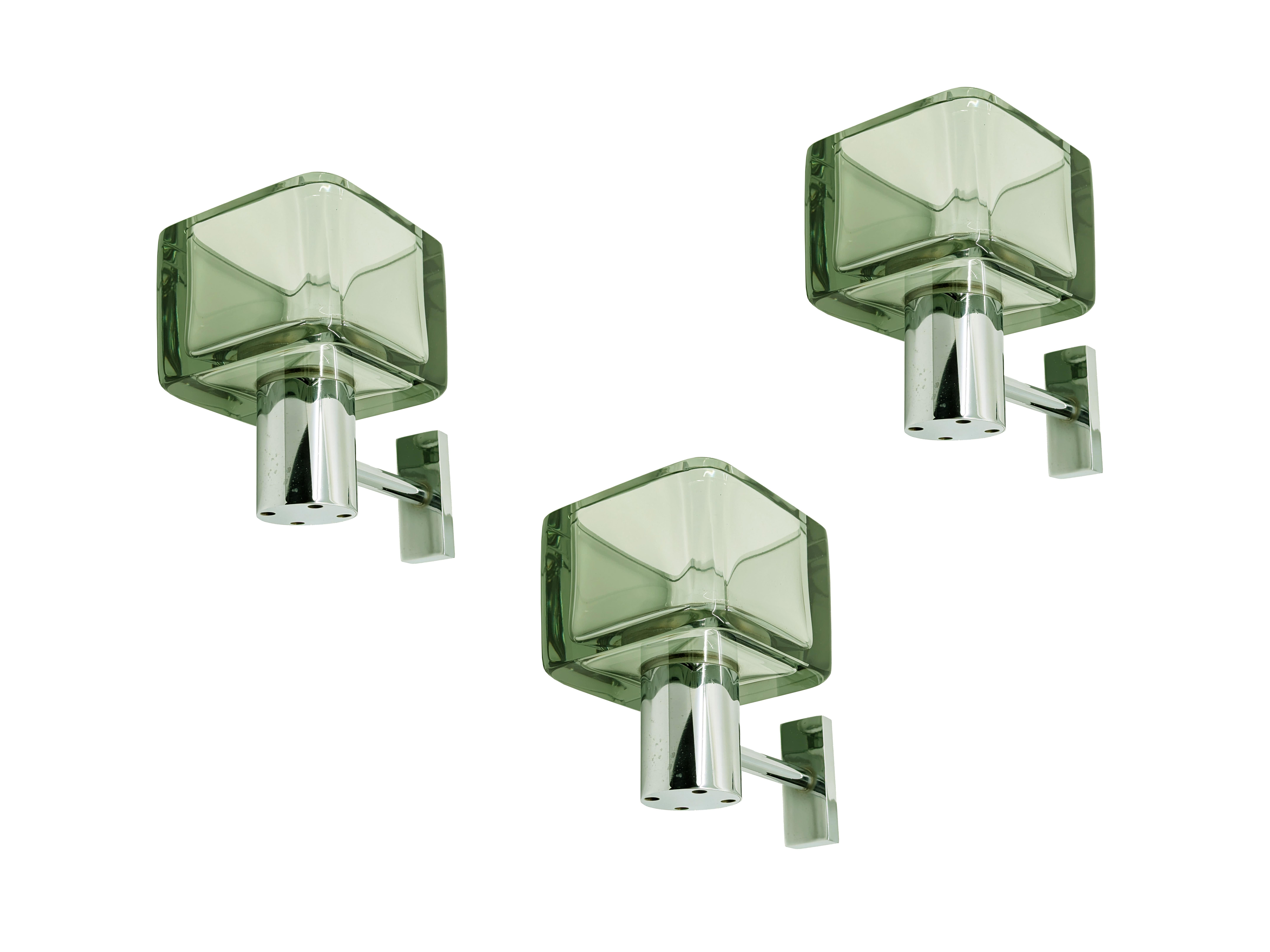 Pendente a 3 luci in vetro fumé e metallo cromato degli anni '60 di F. Poli per Seguso in vendita 4