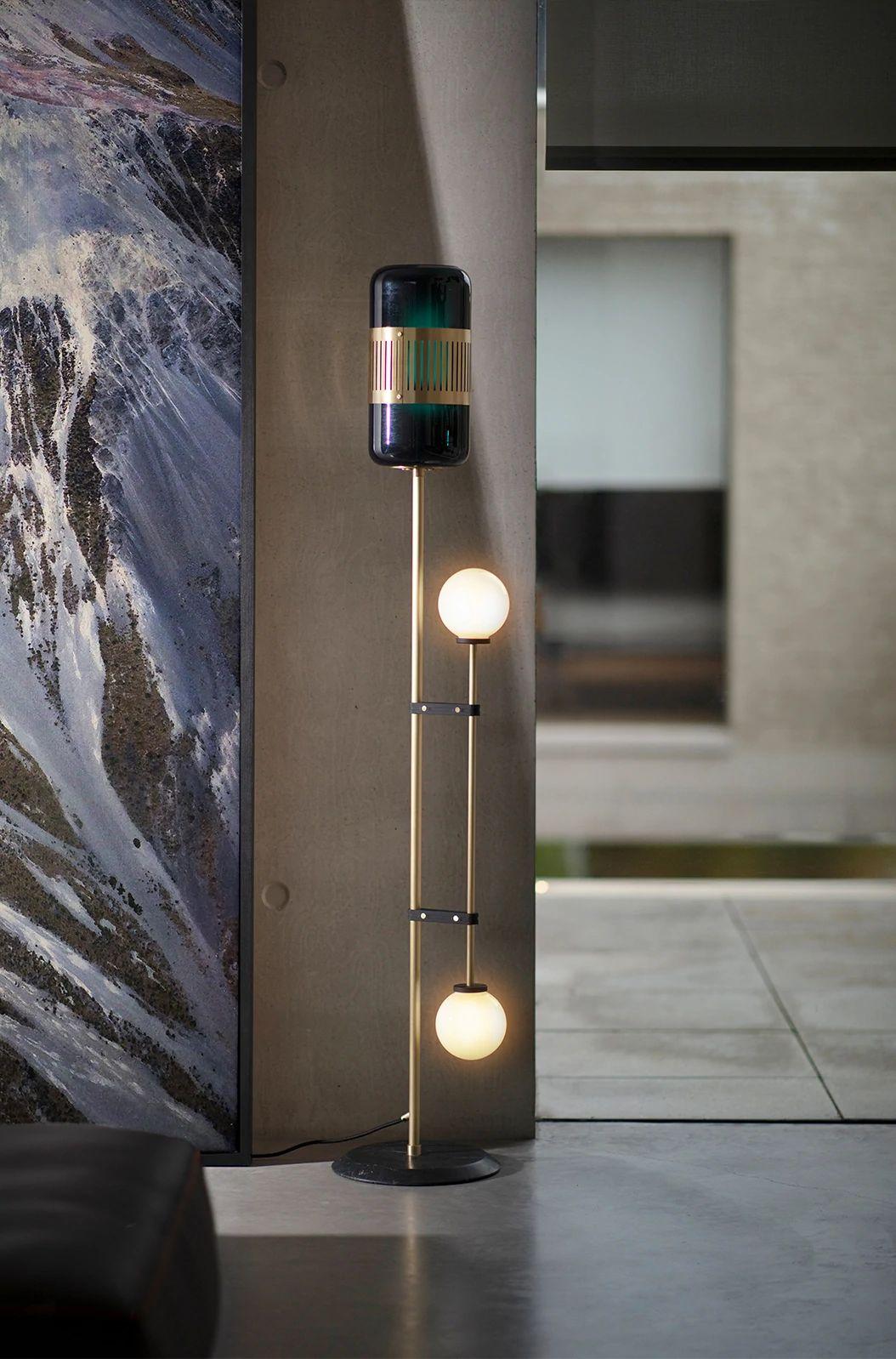 Eidechsen-Stehlampe aus Rauchglas von Bert Frank im Zustand „Neu“ im Angebot in Geneve, CH