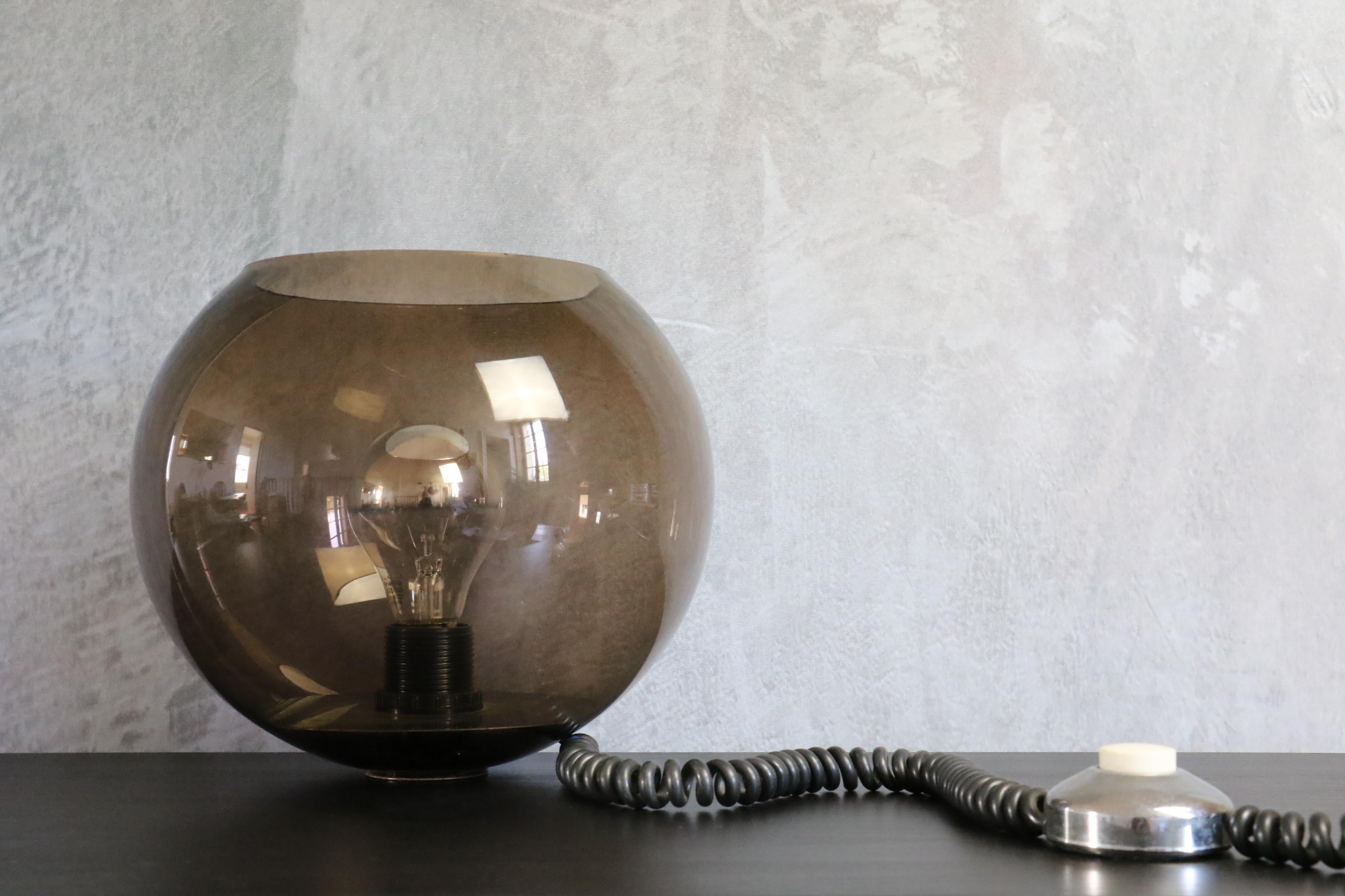French Smoked Glass Table Lamp, Desk Lamp, 1970s - Era Guzzini Reggiani 