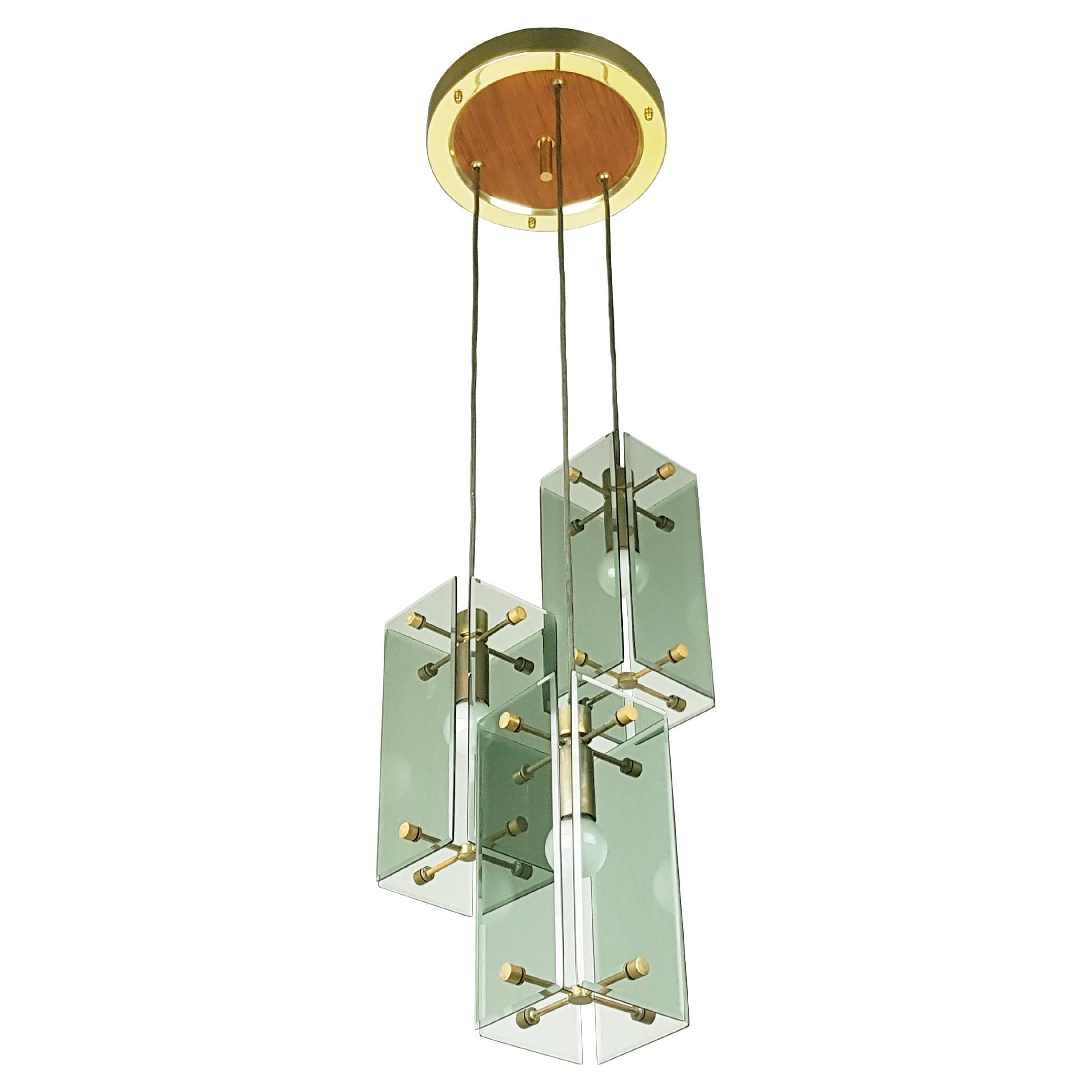 Lampe à suspension à trois lumières en verre fumé, bois et laiton dans le style de Fontana Arte