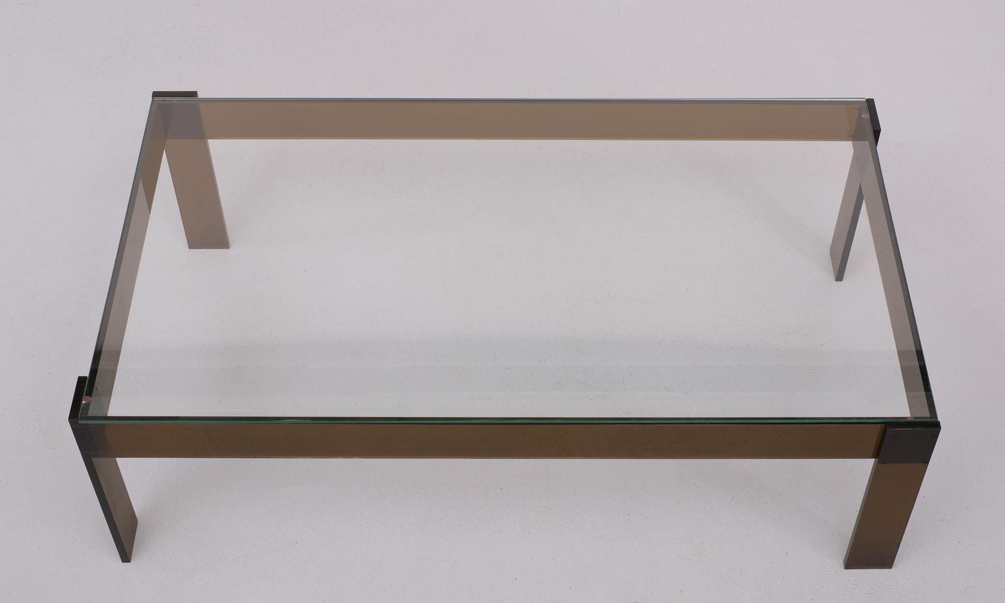 Smoked Lucite coffee table Space Ace  France 1970s  In Good Condition For Sale In Den Haag, NL