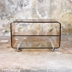 Table d'appoint en lucite fumée de Michel Dumas pour Roche Bobois, France, 1970