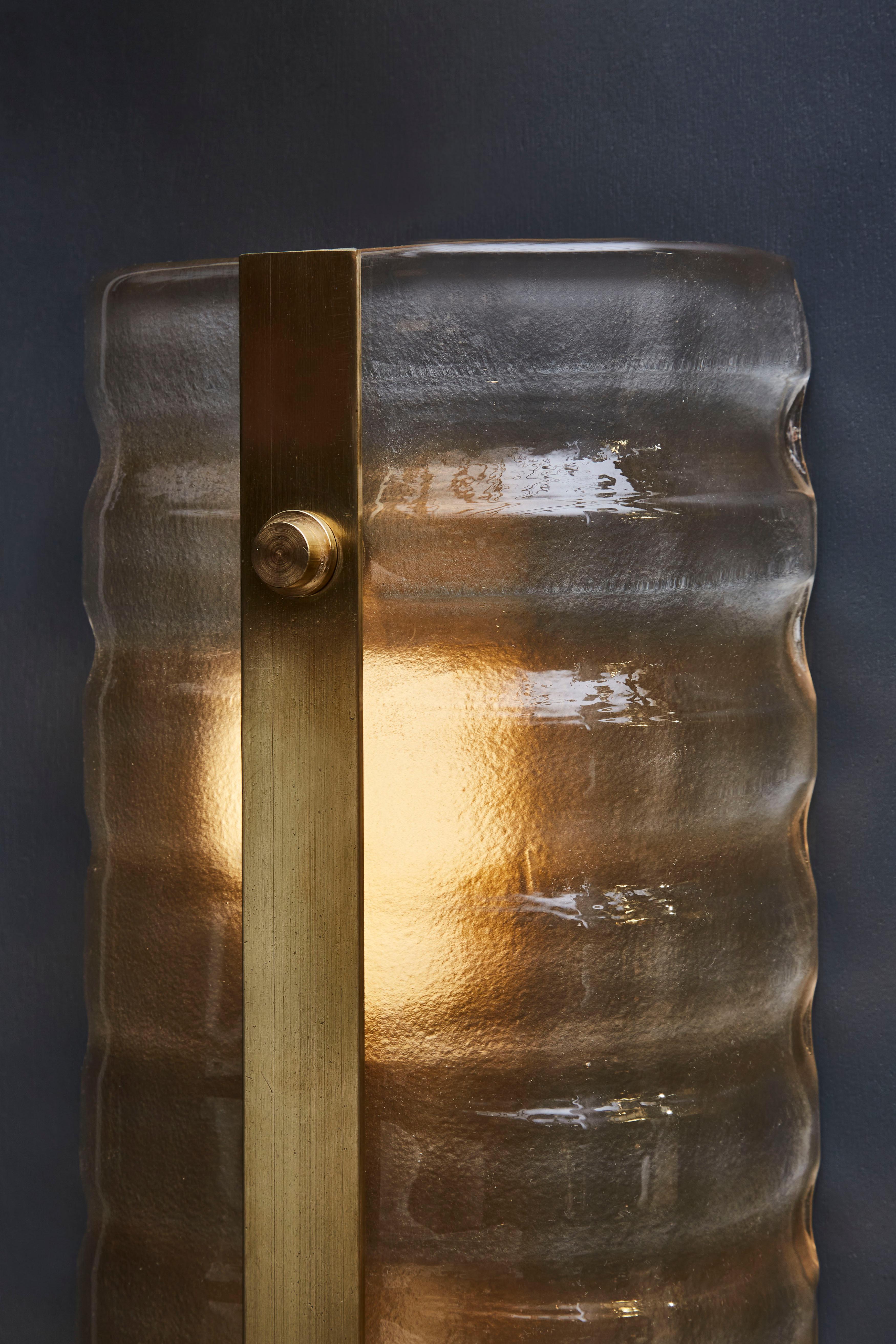 Smoked Murano Glass Wall Sconces with Central Brass Plate For Sale 2