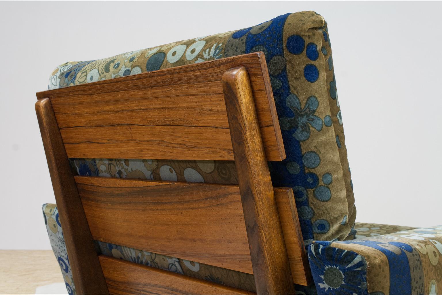 Danish Smoked Oak and Jacaranda Georg Thams Lounge Chair Slatt Back Lenor Larsen Fabric
