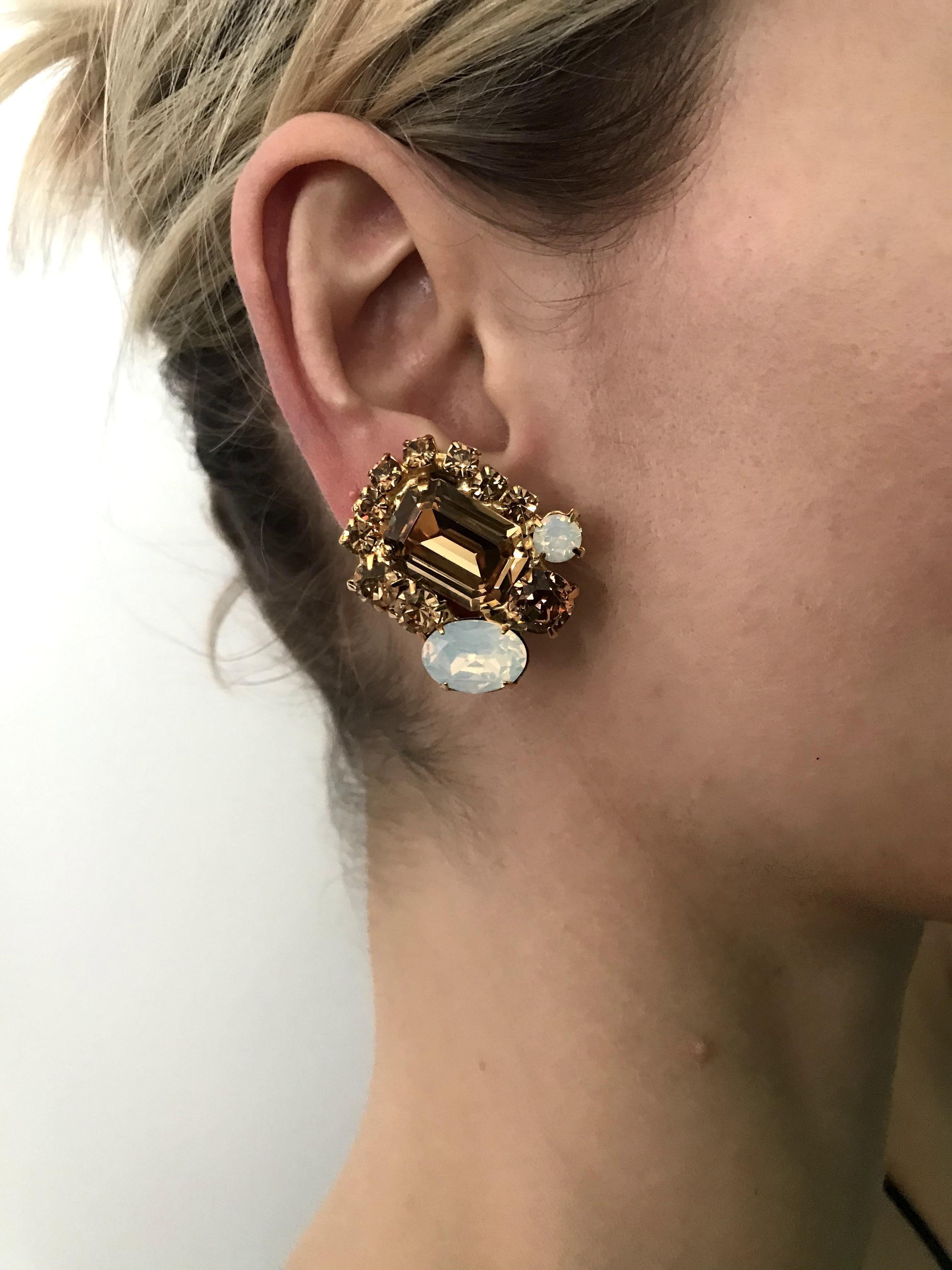 Smoked Topaz and White Opal Austrian Crystal Button Cluster Clip Earrings In New Condition For Sale In Toronto, CA