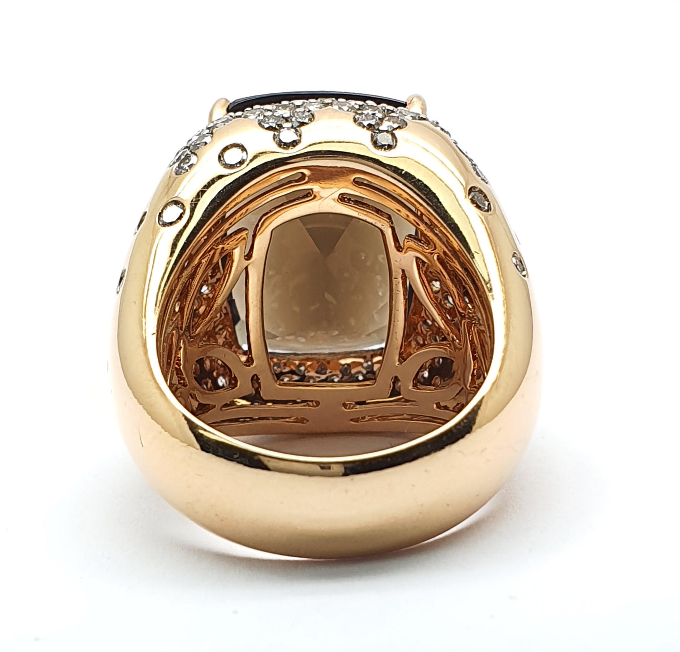 Contemporary Smokey Quarts Ring with Champagne Colored Diamonds in 18 Carat Rose Gold For Sale