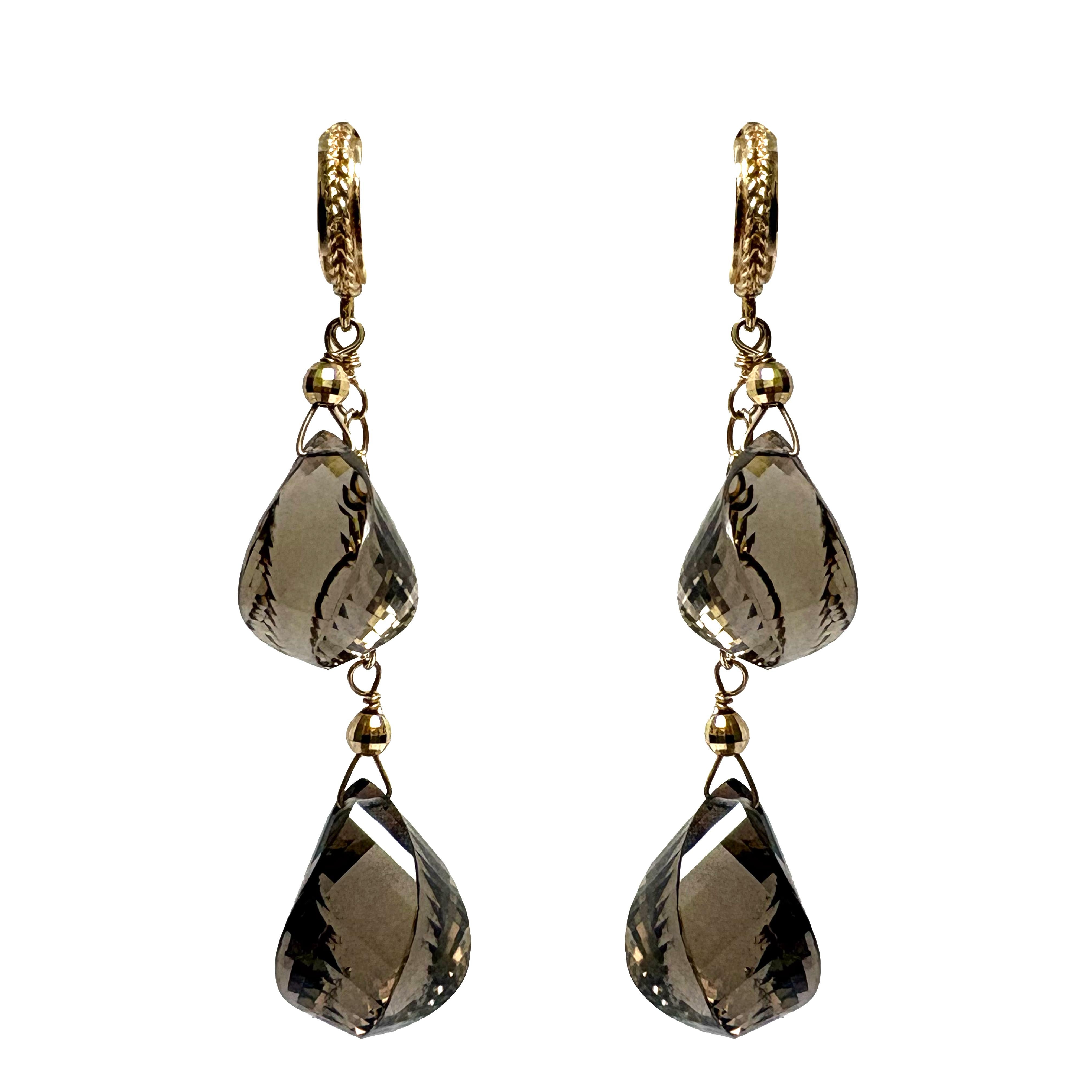 Artisan Boucles d'oreilles Paradizia en Quartz fumé 40 carats, forme torsadée et gouttes en vente