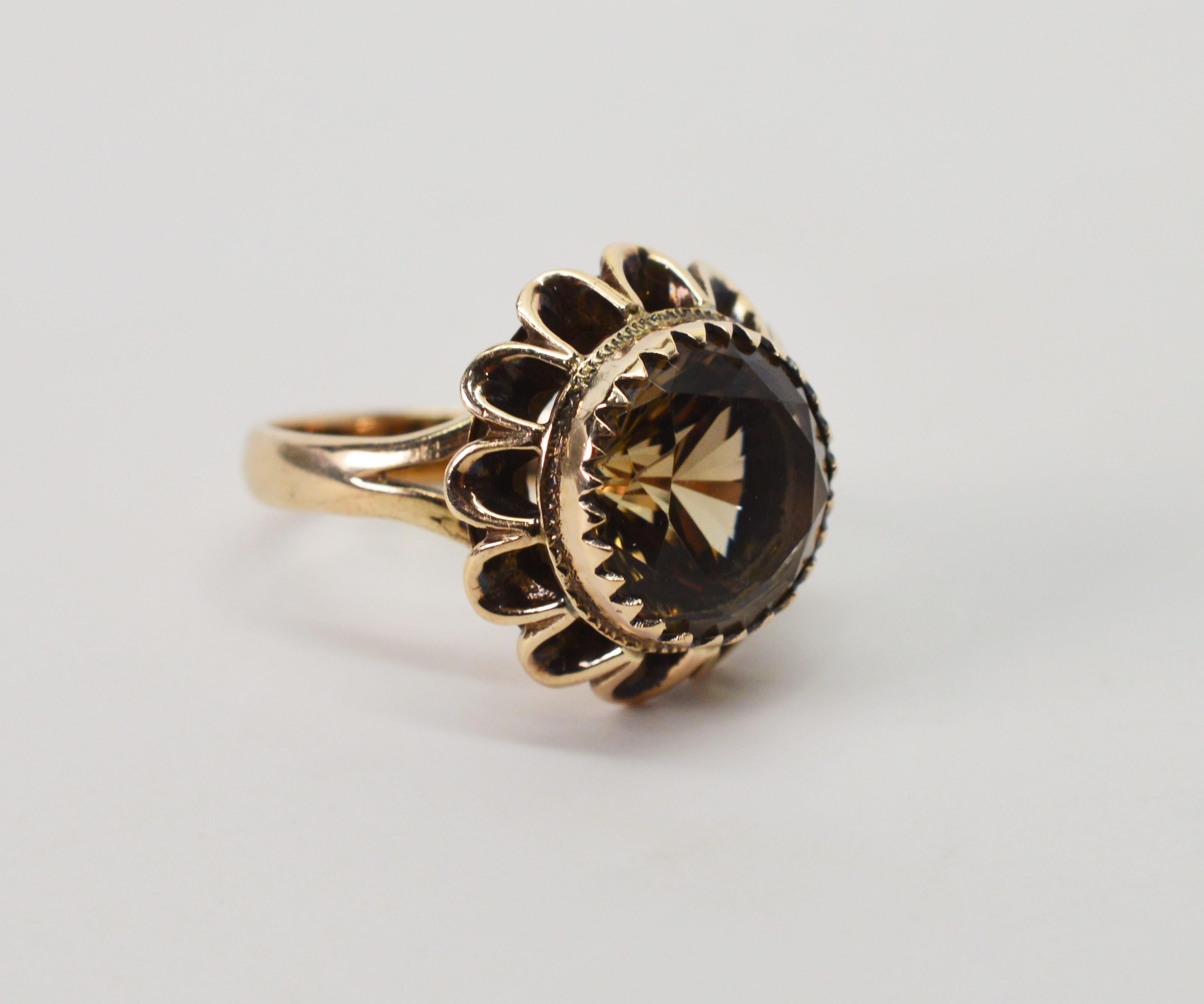 Round Cut Smokey Topaz Floral Burst 10 Karat Yellow Gold Cocktail Ring For Sale