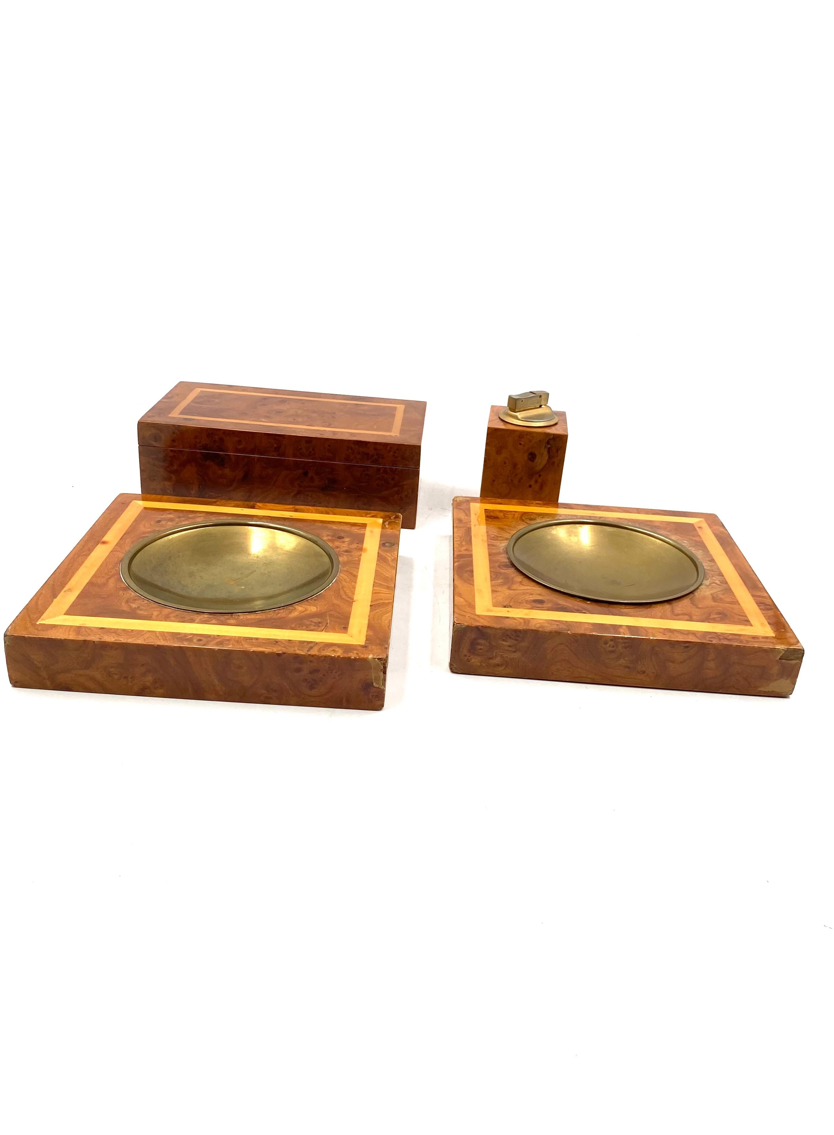 Smoking Set, brass and wood ashtrays, lighter and cigars box, Italy 1970 In Fair Condition For Sale In Firenze, IT
