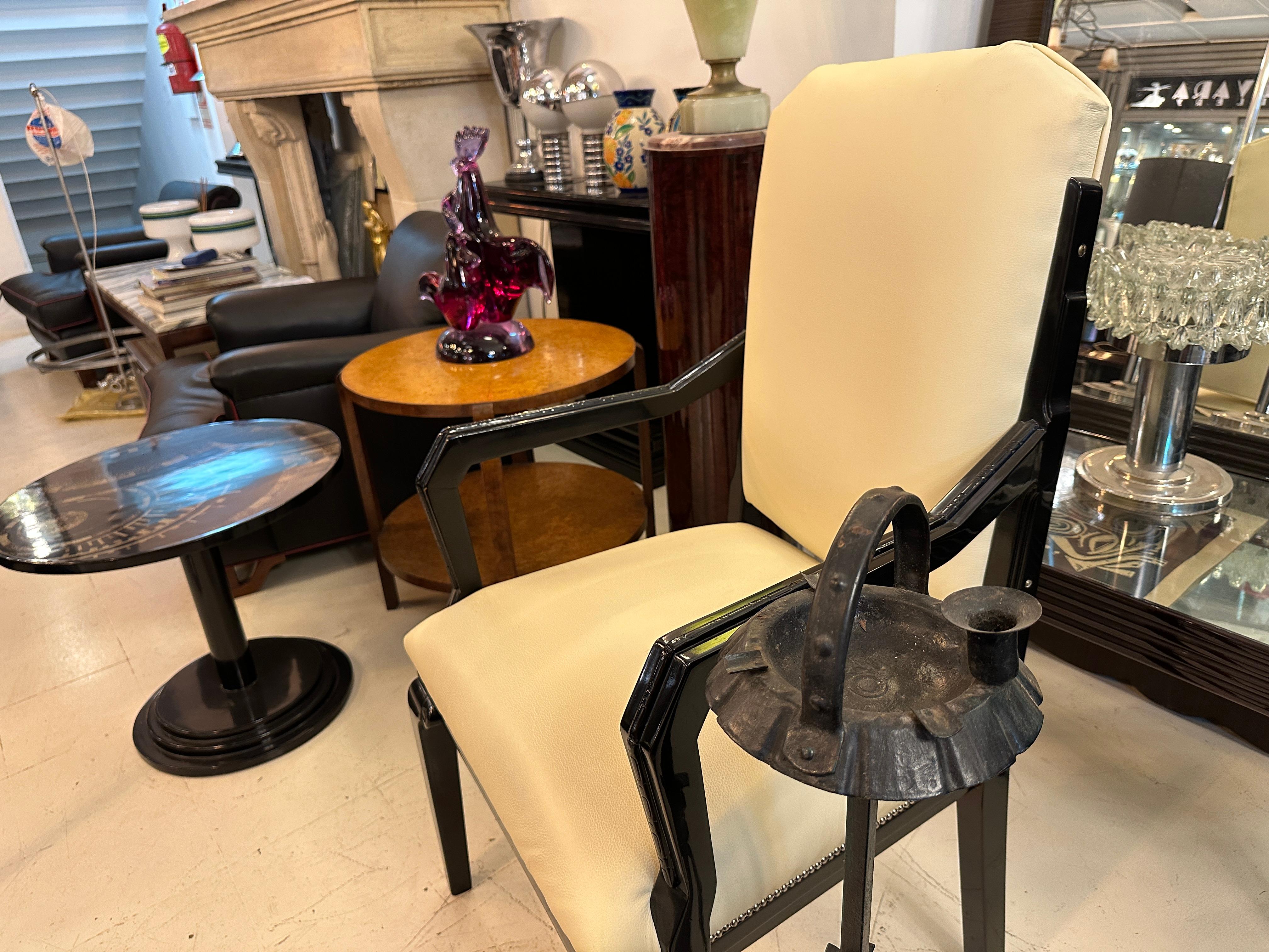 Mesa de Fumar - Estilo: Secesión Vienesa, Año: 1900,  Material: Hierro en venta 10