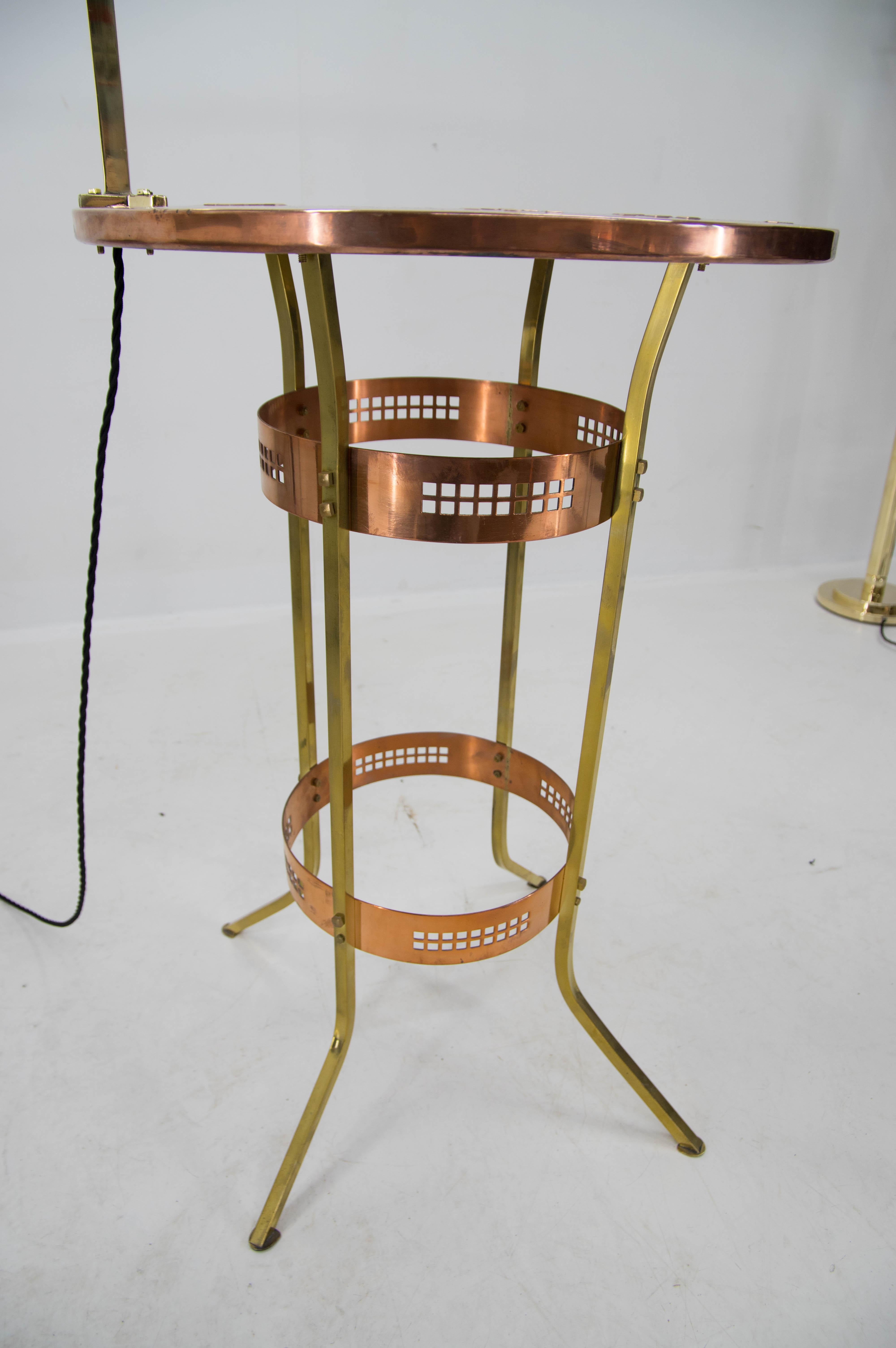 Brass and Copper Table with Lamp Attributed to Josef Hoffmann, 1900s For Sale 2