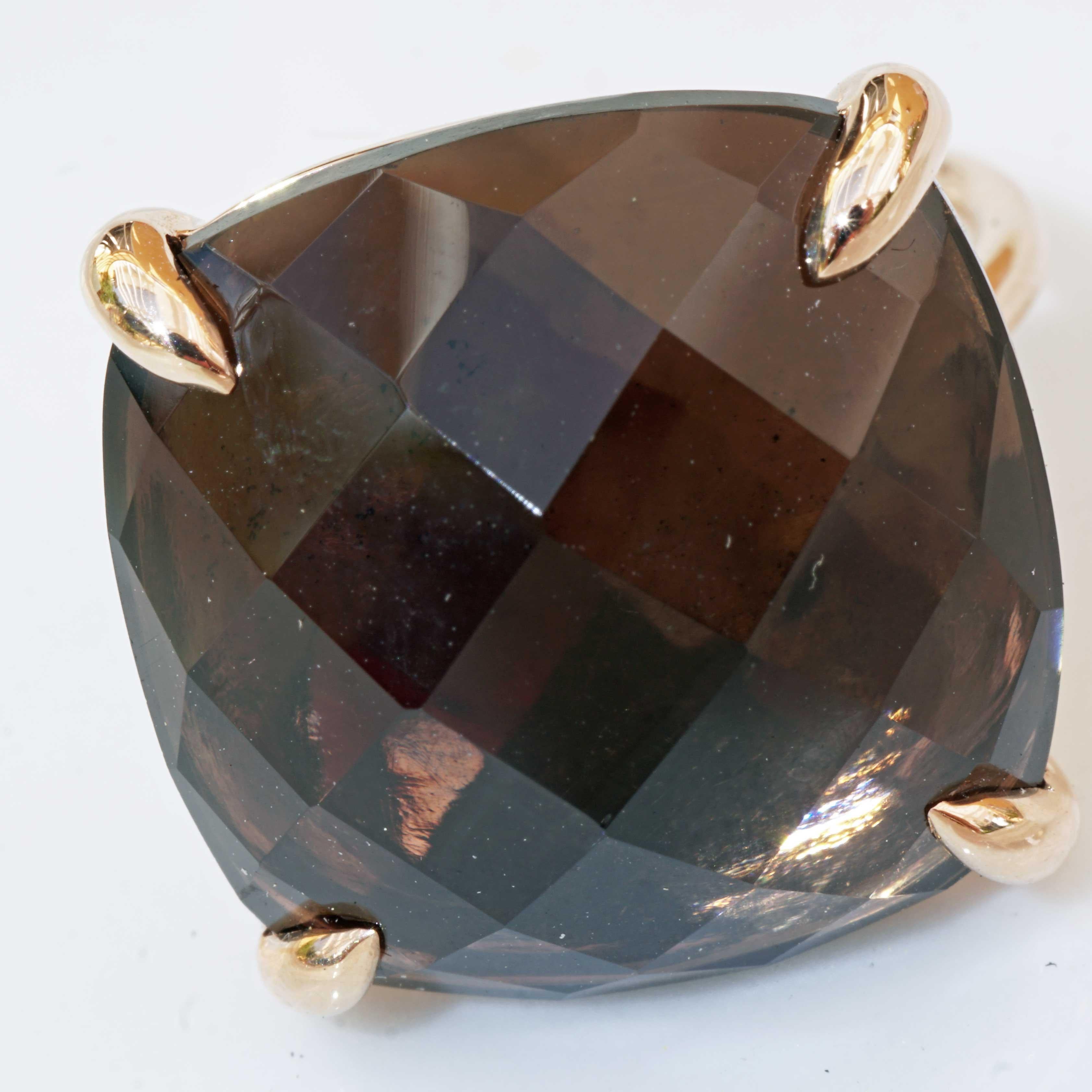 Taille briolette Bague combinaison parfaite en or rose 18 carats et quartz fumé XXL, taille 18 x 18 mm en vente