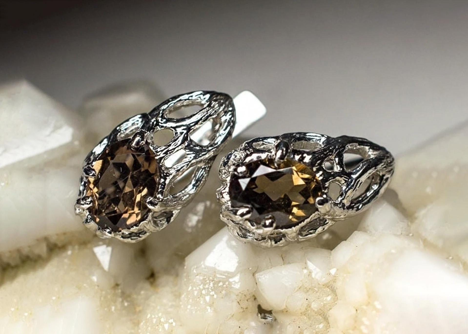 Artista Orecchini d'argento di quarzo fumé Classic Oval Umber Brown Brazilian Natural Gemstone in vendita