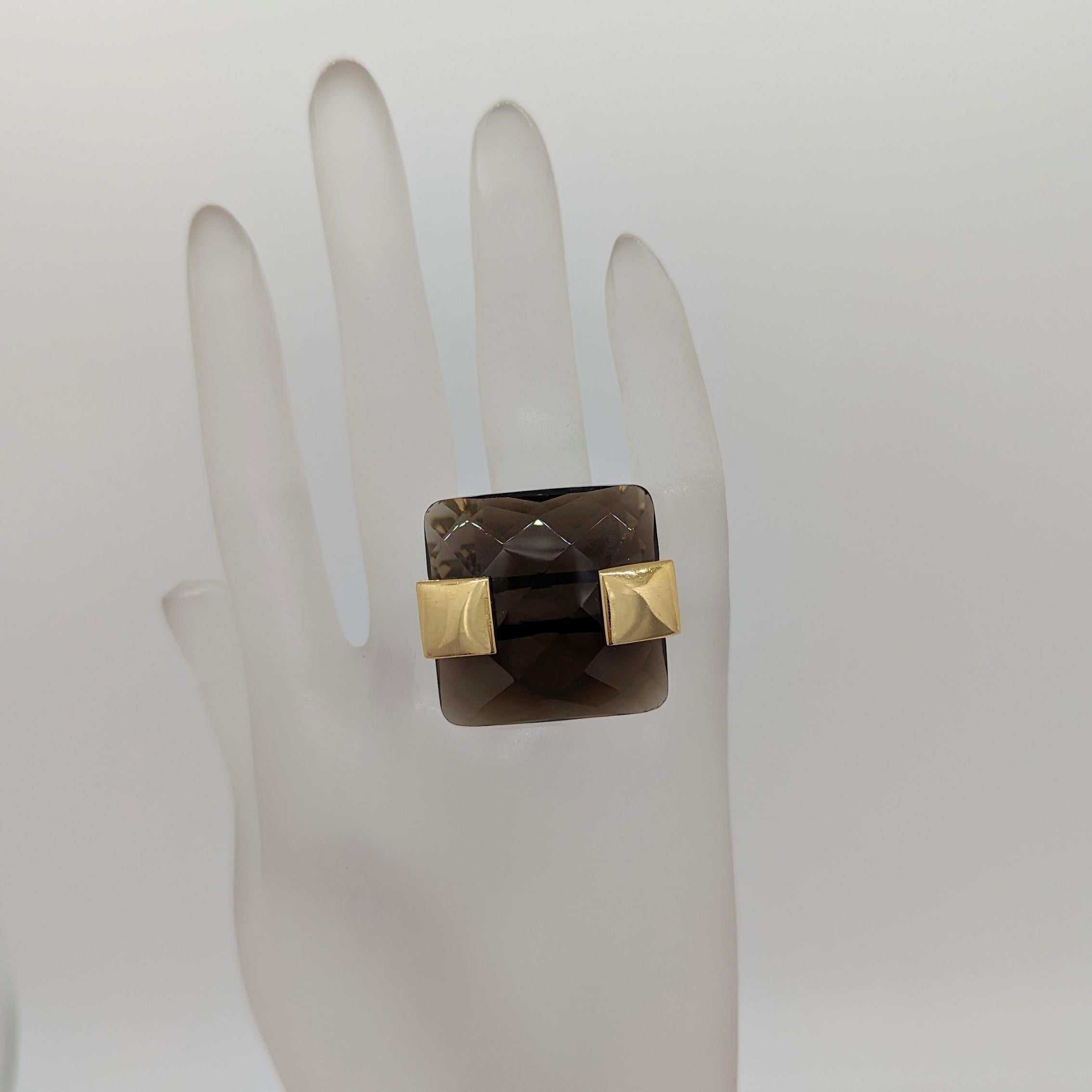 Square Cut Smoky Quartz Square Shape Ring in 18K Yellow Gold For Sale