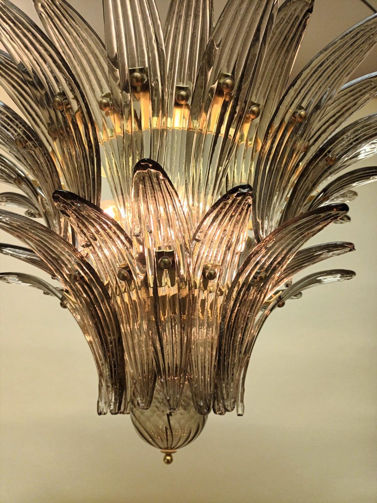 italien Lustre à palettes Smoky Tiered Palmette en vente
