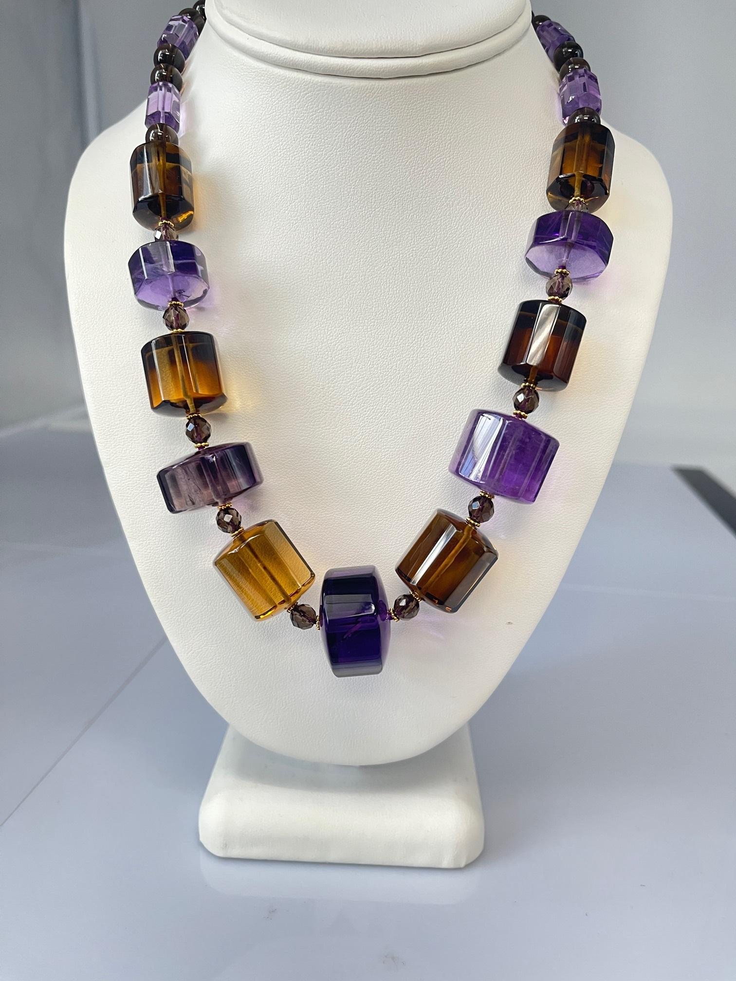 Collana con perline di Topazio fumé e Ametista con accenti in oro giallo 18k, 20 pollici In condizioni Nuovo in vendita a Los Angeles, CA