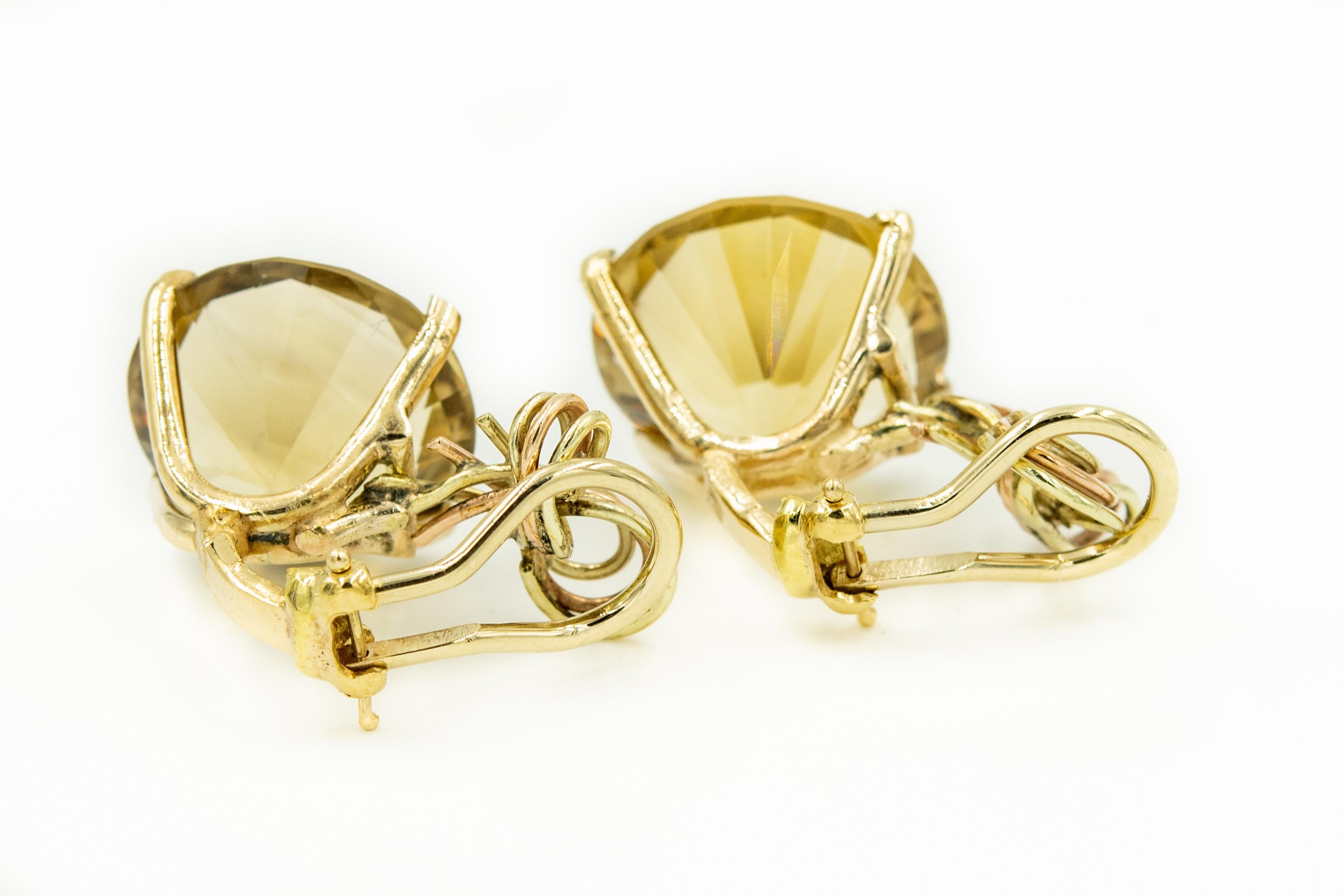 Smoky Topaz Yellow Gold Wire Bow Clip-On Earrings In Good Condition In Miami Beach, FL