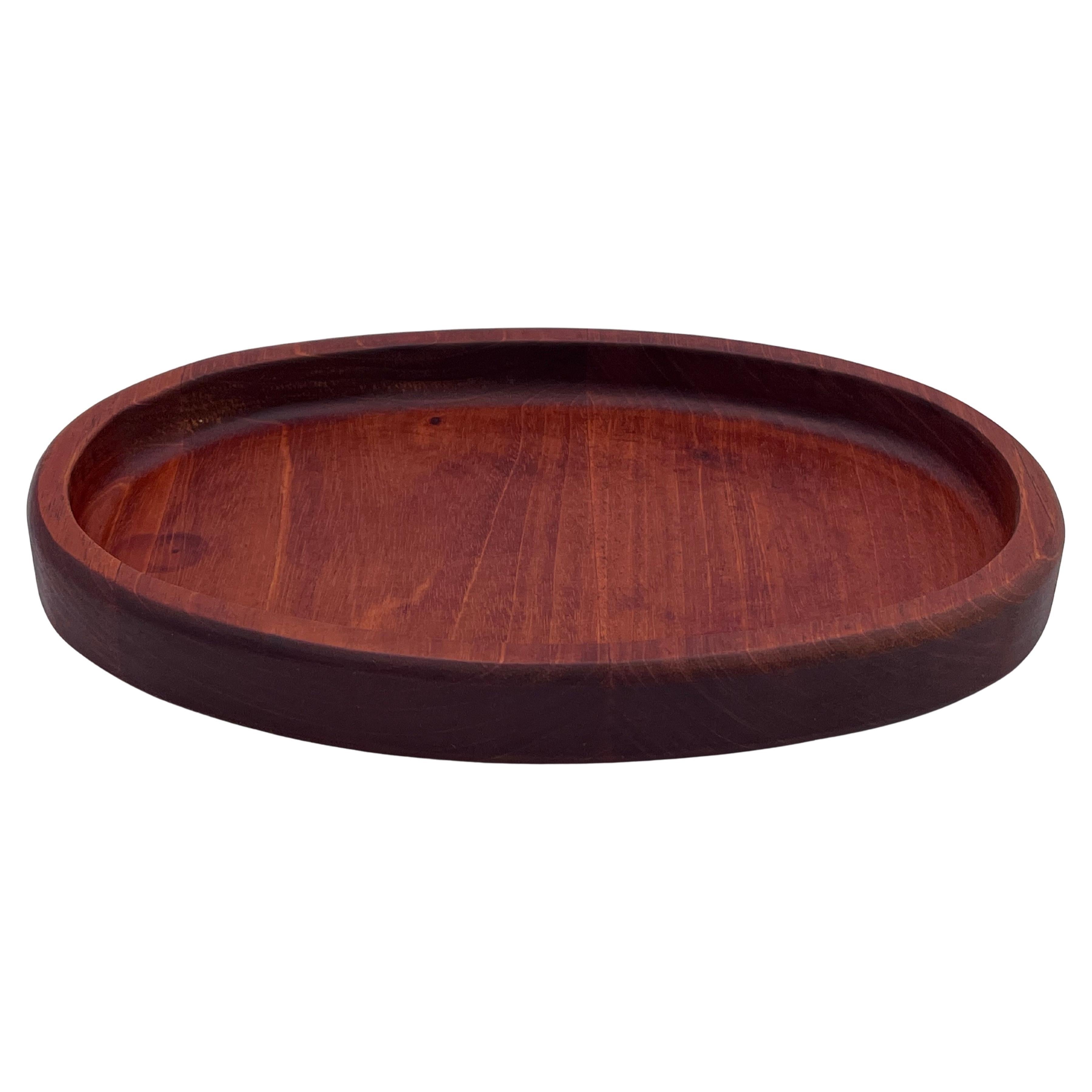 Vide poche o monedero liso de caoba ricamente tallada de principios del siglo XX en venta