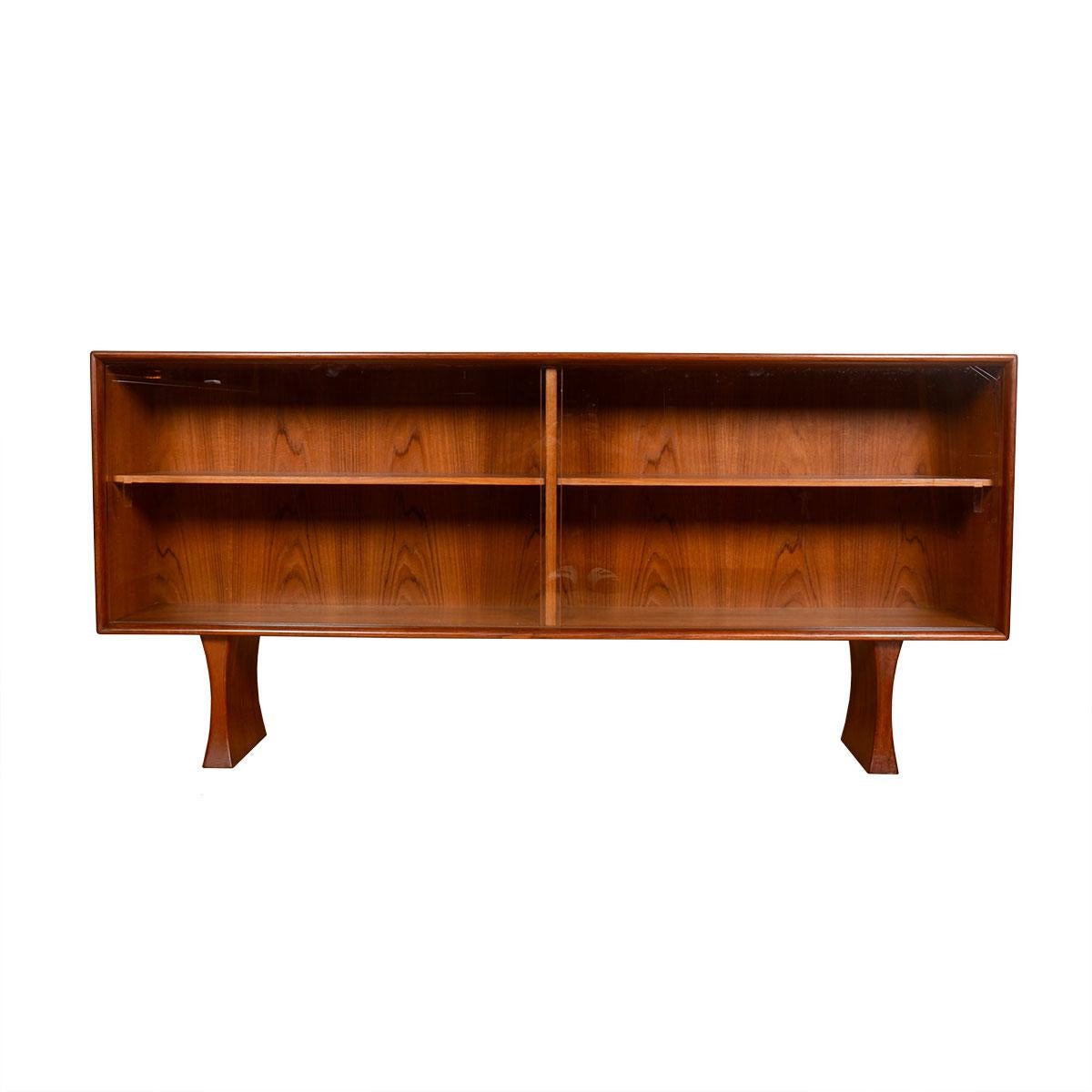 Smooth Rounded Edges Danish Teak Sideboard with Optional Display Top

Additional Information:
Material: Teak
Featured at DC:
Gorgeous design details and beautiful craftsmanship form the perfect union on this stunning sideboard with optional