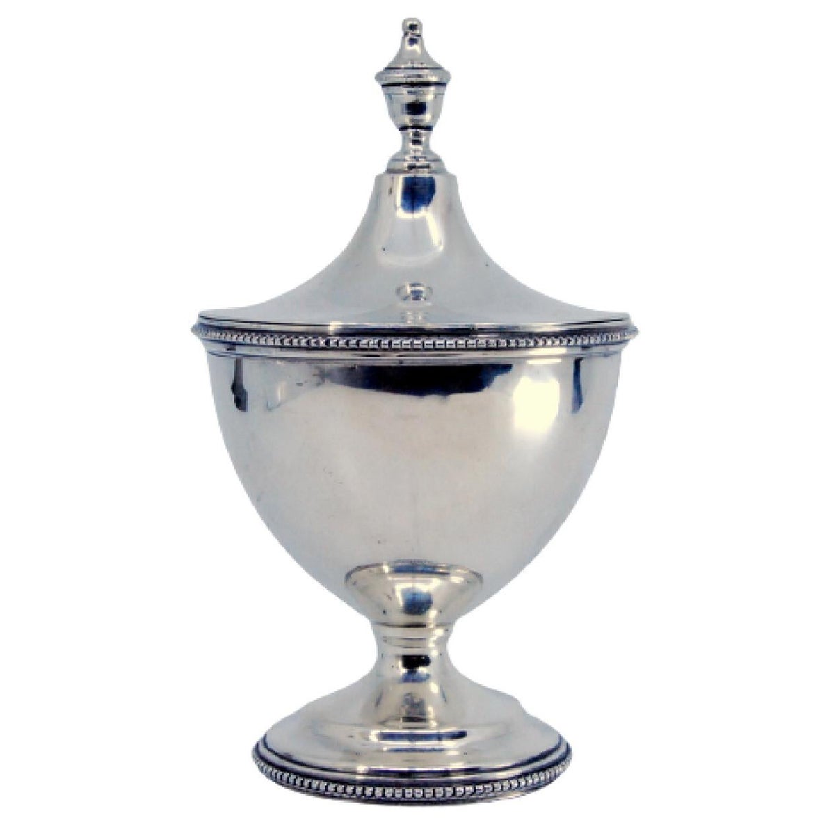 Smooth silver bonbon jar w/ pearls on the rim 
base, w/ application on the lid