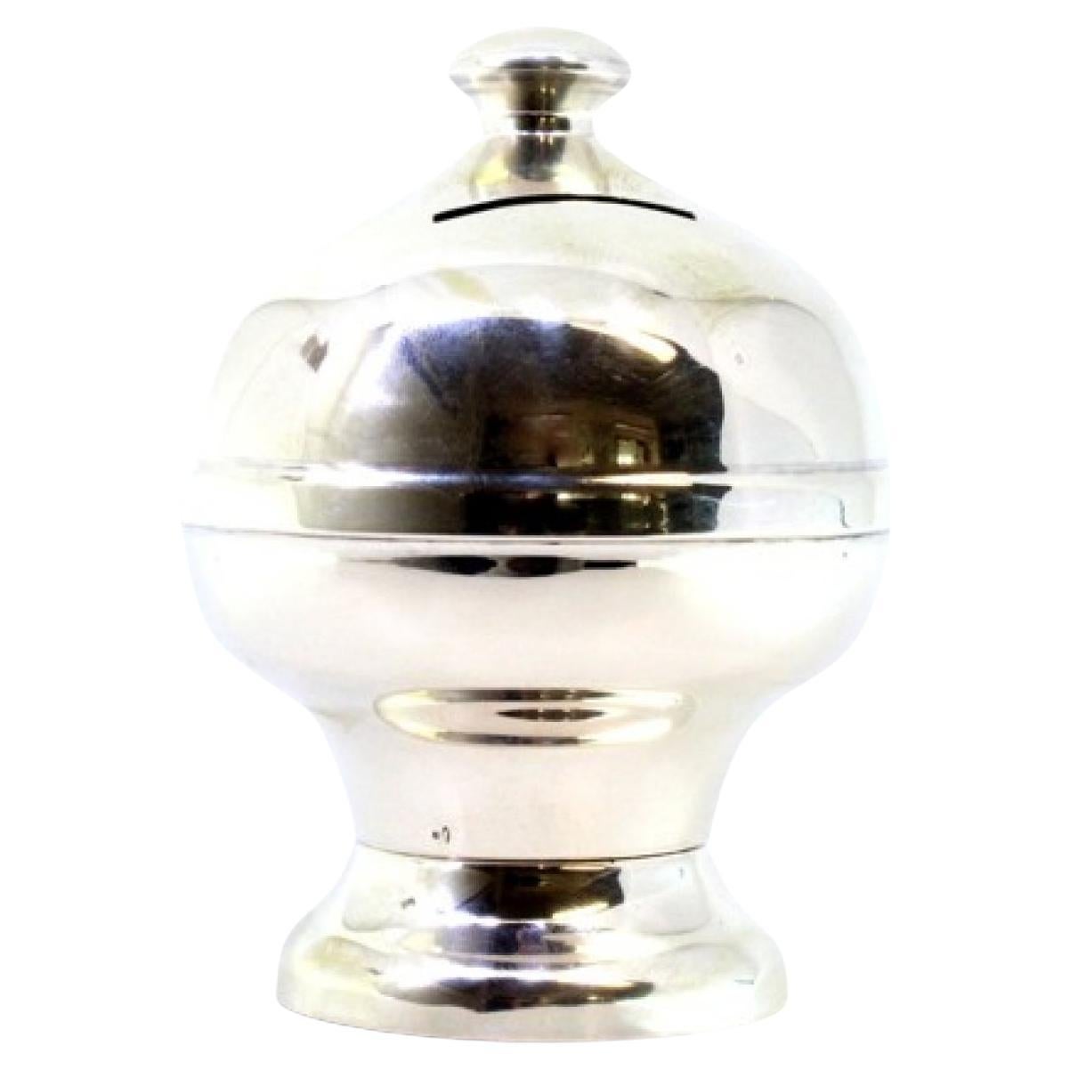 Smooth silver piggy bank with removable base and knob on top