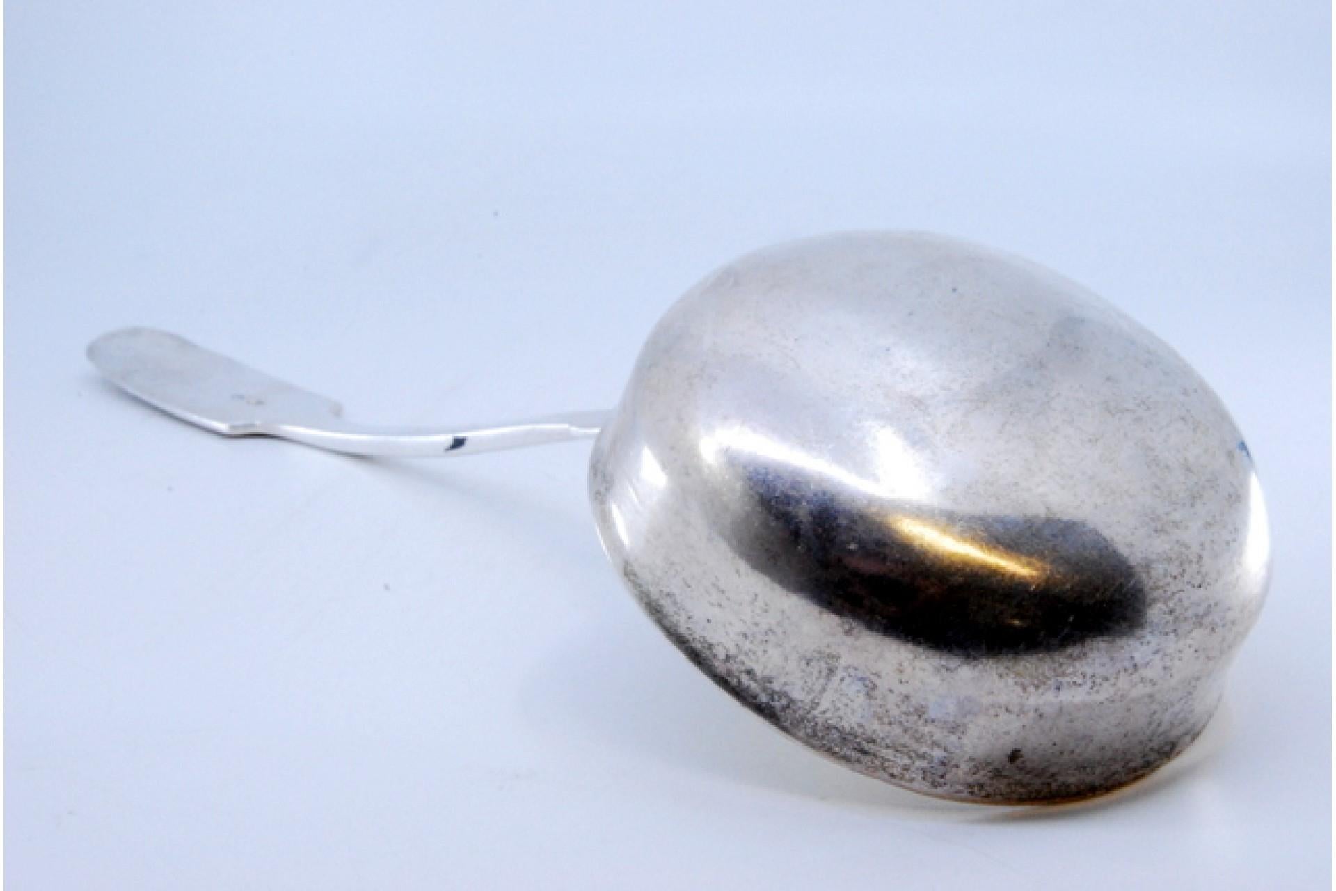 Silver Smooth silver soup ladle in Russian style with extended handle For Sale