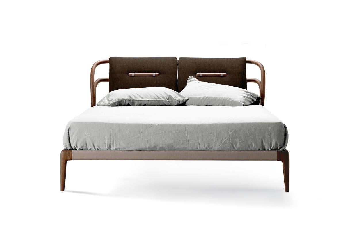 Smusso Solid Wood Bed, Walnut in Hand-Made Natural Finish, Contemporary For Sale 4